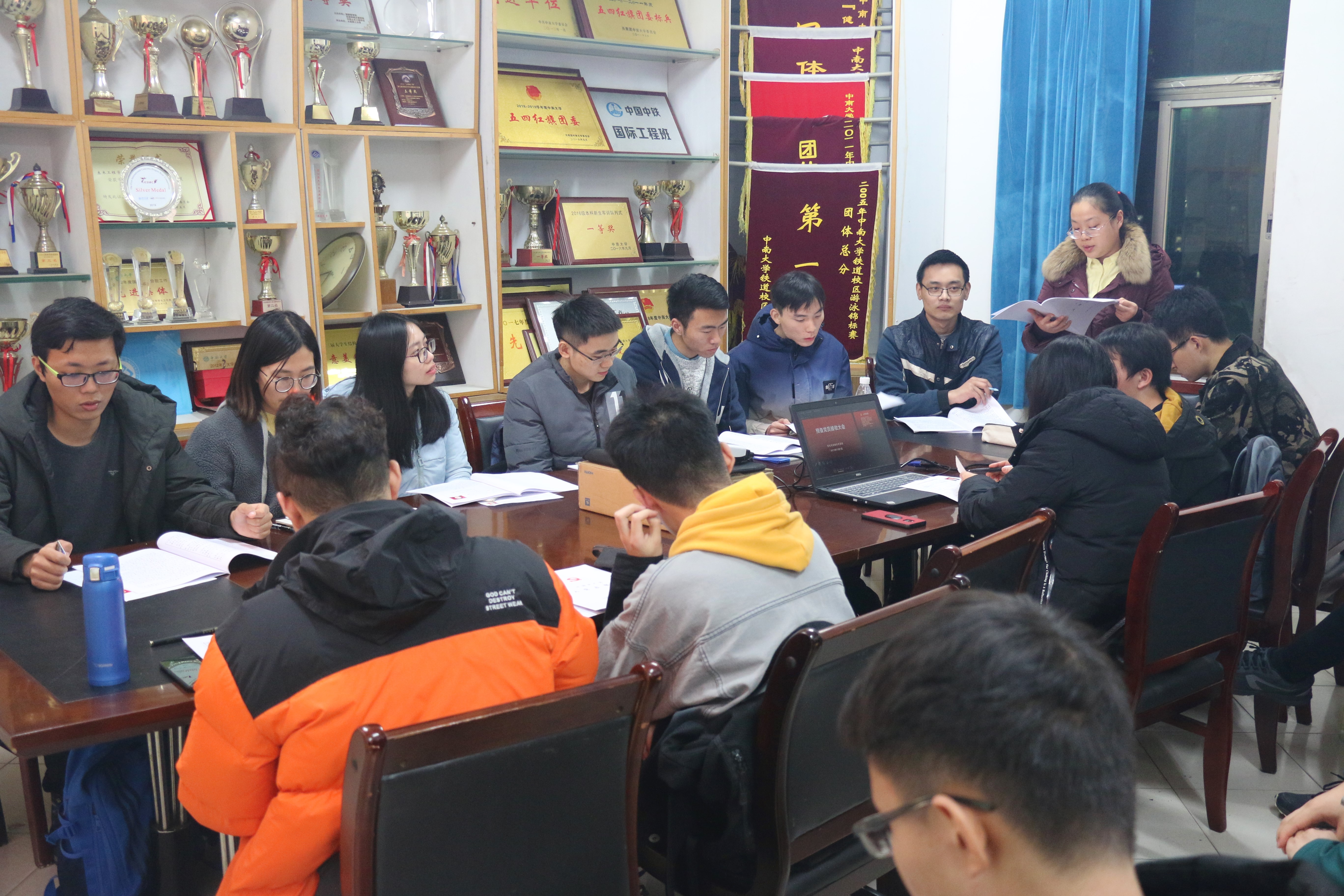 IMG_9284.JPG IMG_9284.JPG