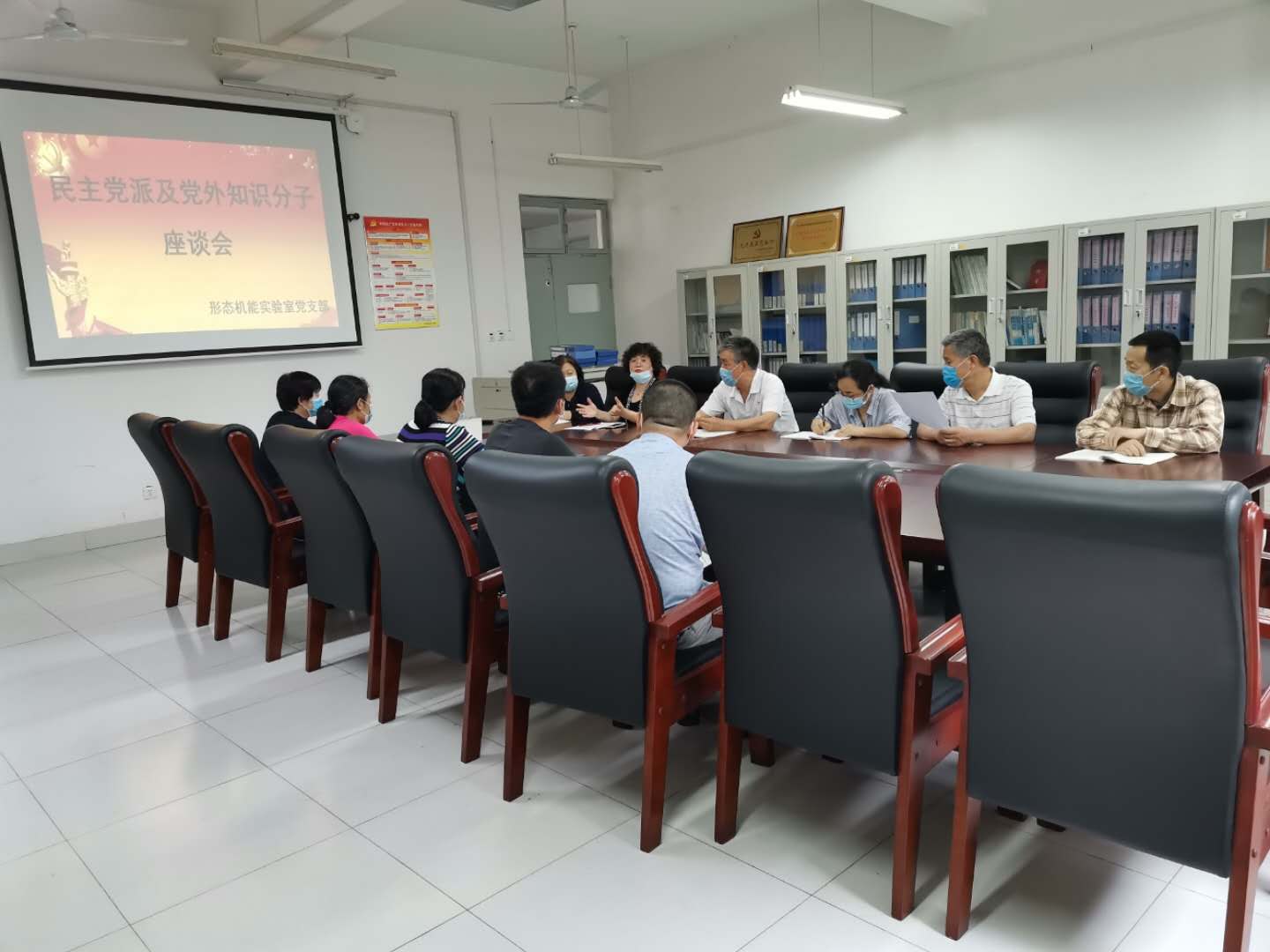 上传.jpg 上传.jpg