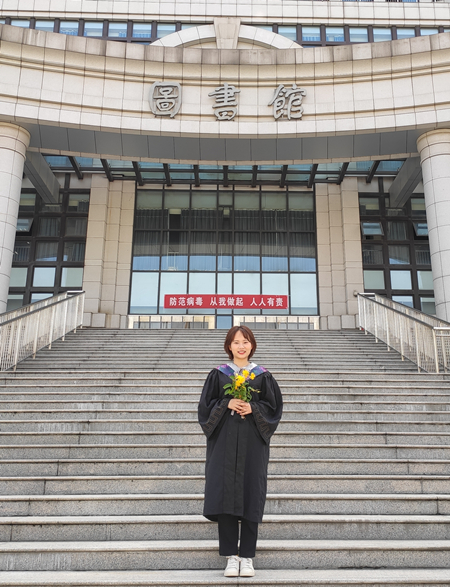 个人_副本.jpg 个人_副本.jpg