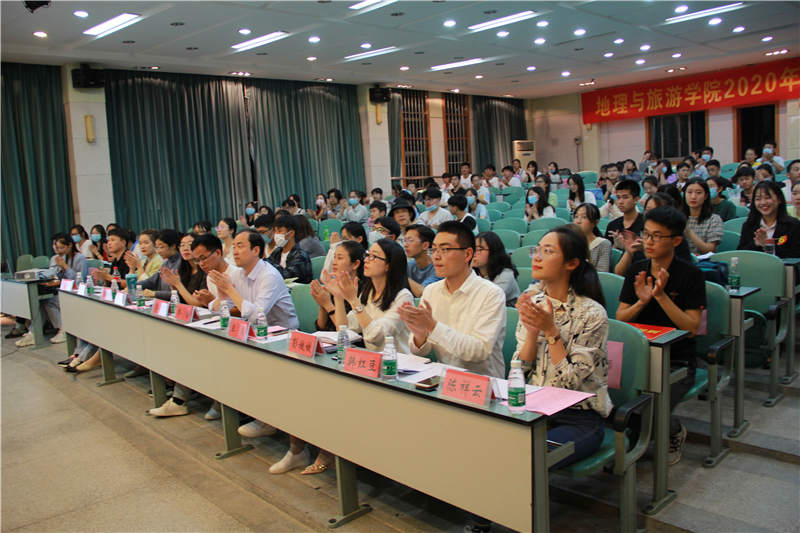 B446944ABD362DCC321598A5F00_933B58E2_9AE90.jpg