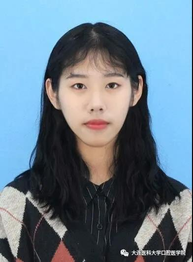 杨予欣,女,系口腔医学院2017级2班学生,预备党员,现任班级团支书,院团