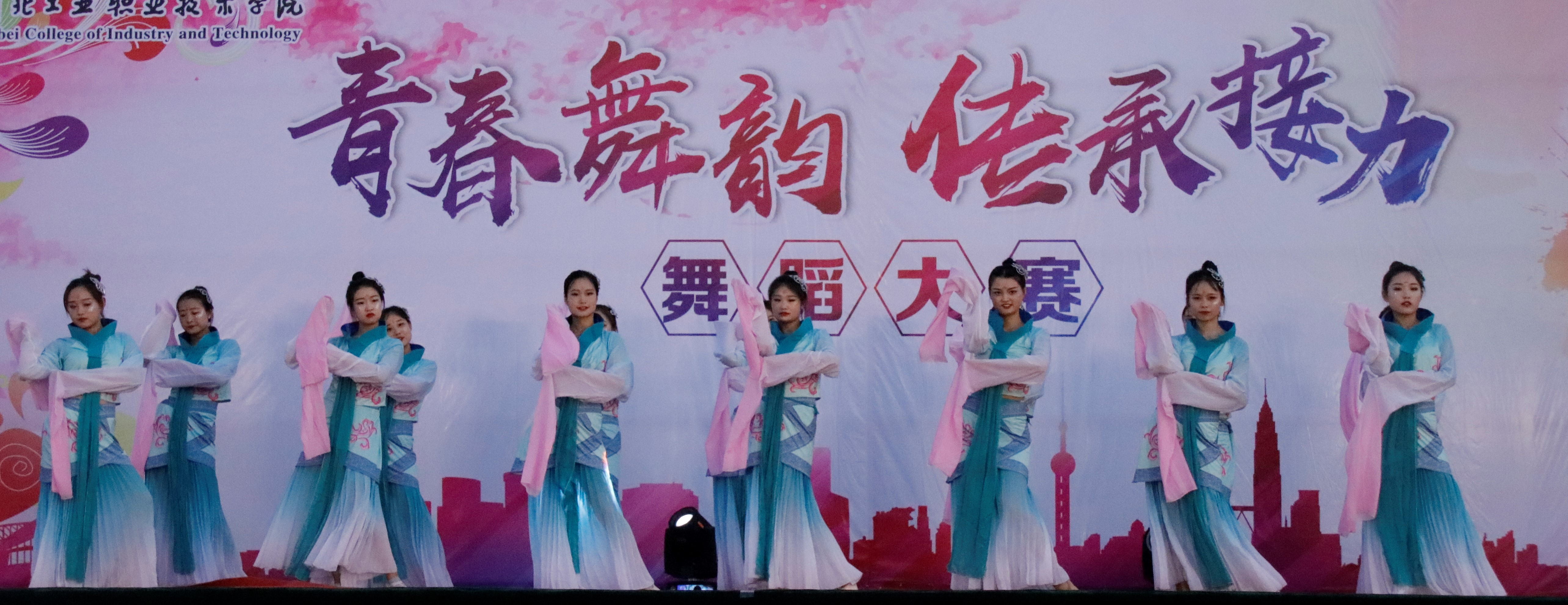 4工商管理系.JPG