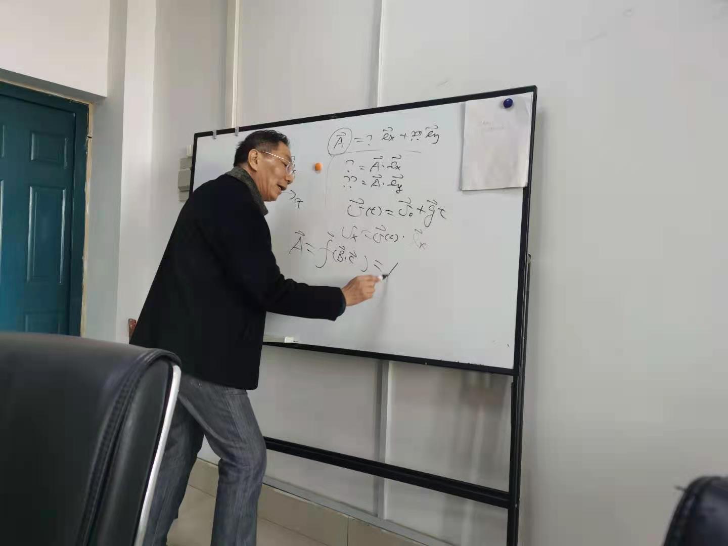 教研活动2.jpg
