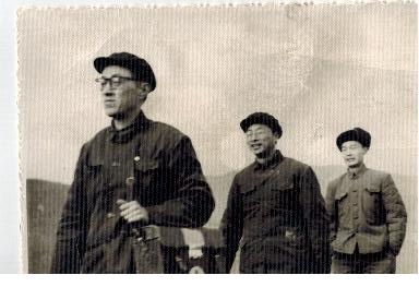 二附院+杰出人物+二附院心血管内科专家王世臣教授在黄陵调研克山病.jpg 二附院+杰出人物+二附院心血管内科专家王世臣教授在黄陵调研克山病.jpg