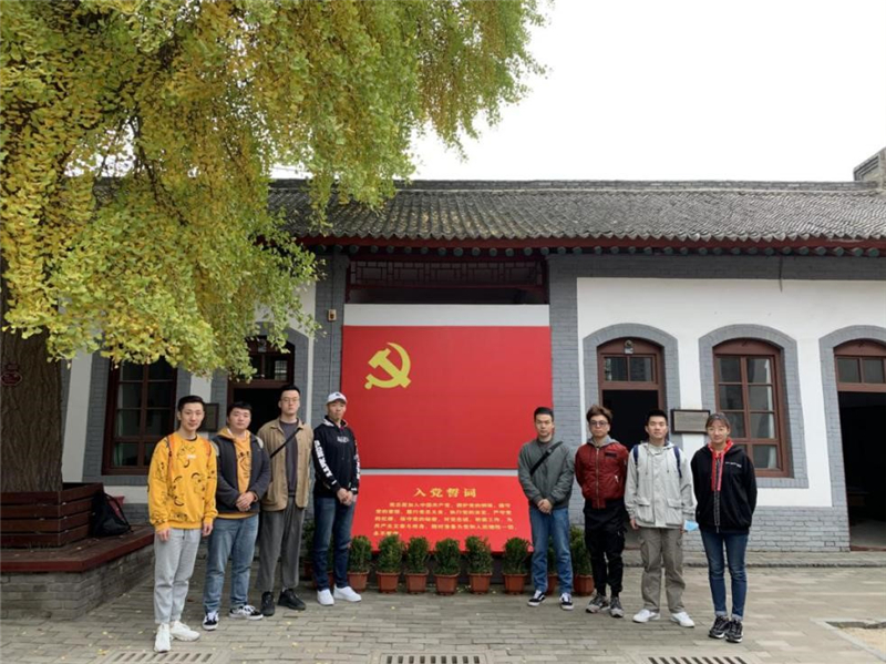 A52F2500F50902C73B91B458A49_E84E451D_79514.jpg A52F2500F50902C73B91B458A49_E84E451D_79514.jpg