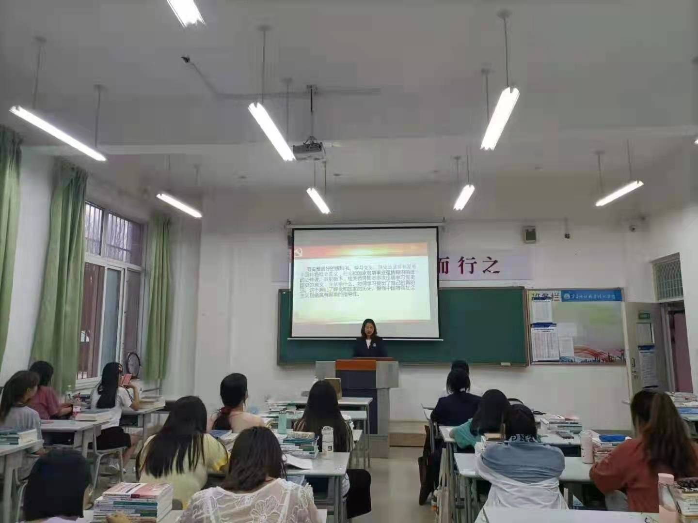 讲红色故事活动1.png 讲红色故事活动1.png