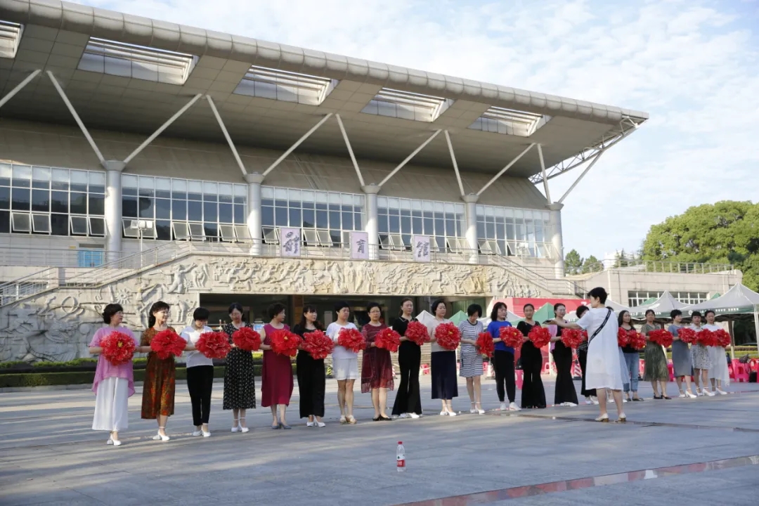 640.webp (5).jpg 640.webp (5).jpg