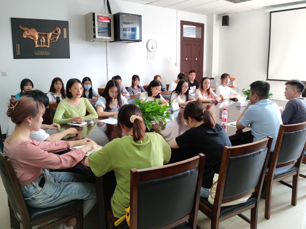 3.9.4组织生活会.jpg