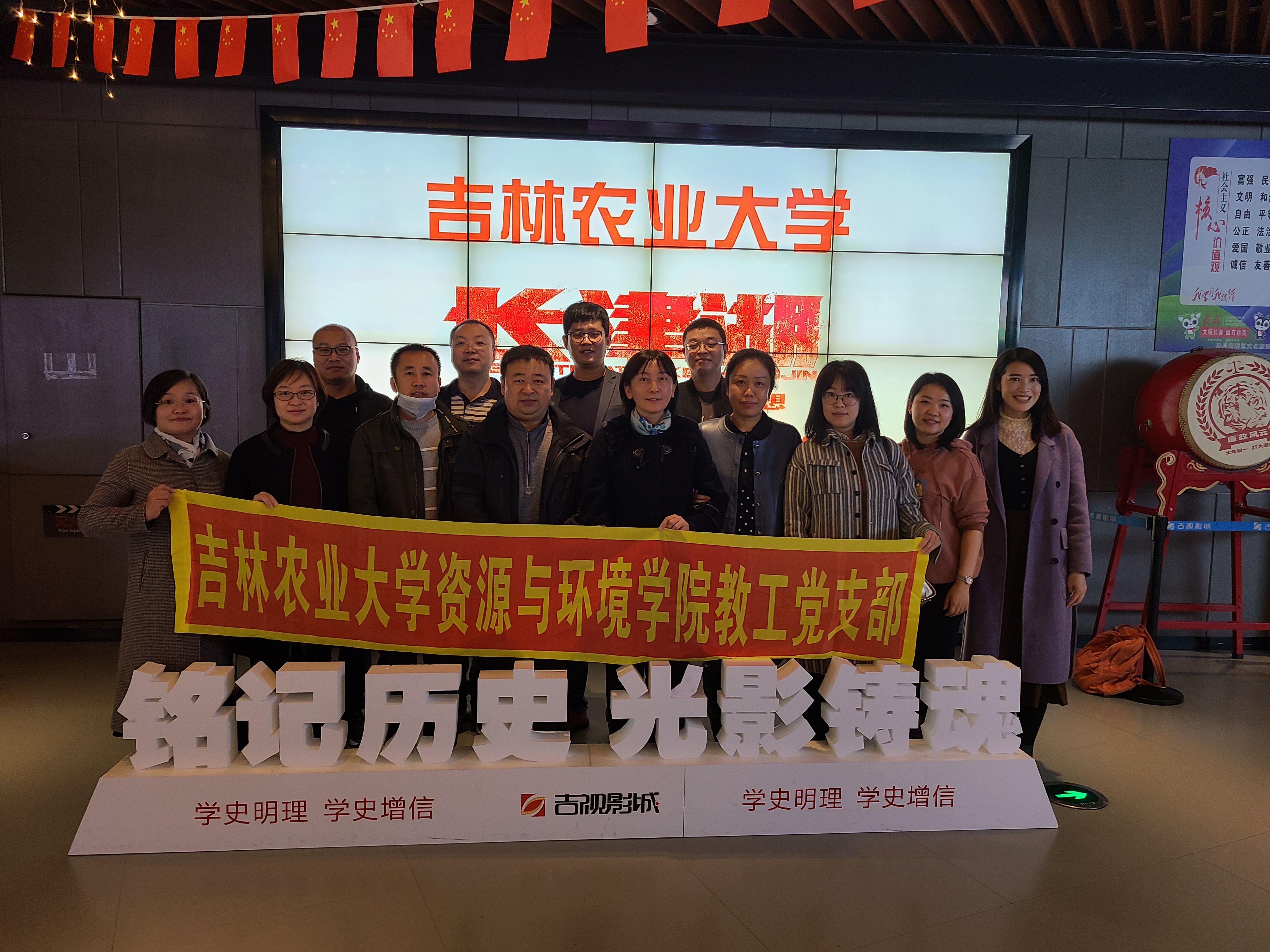 1a0c15ce15508113d493320ff95ec9c.jpg 1a0c15ce15508113d493320ff95ec9c.jpg