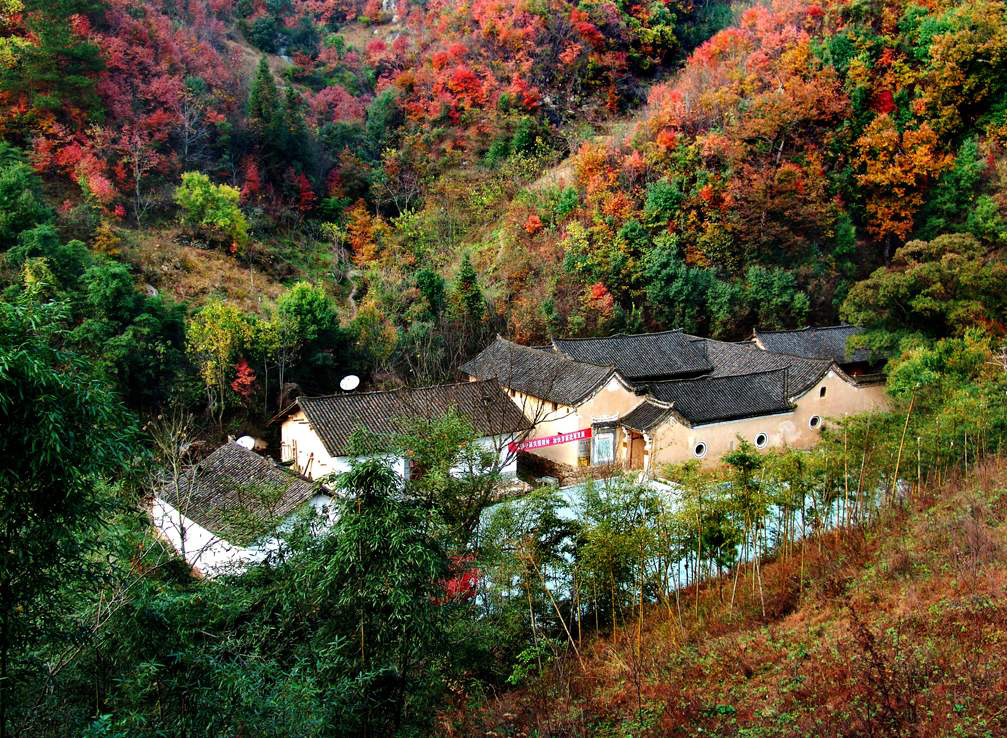 红色云旅之行十堰东沟村3a级红色革命景点