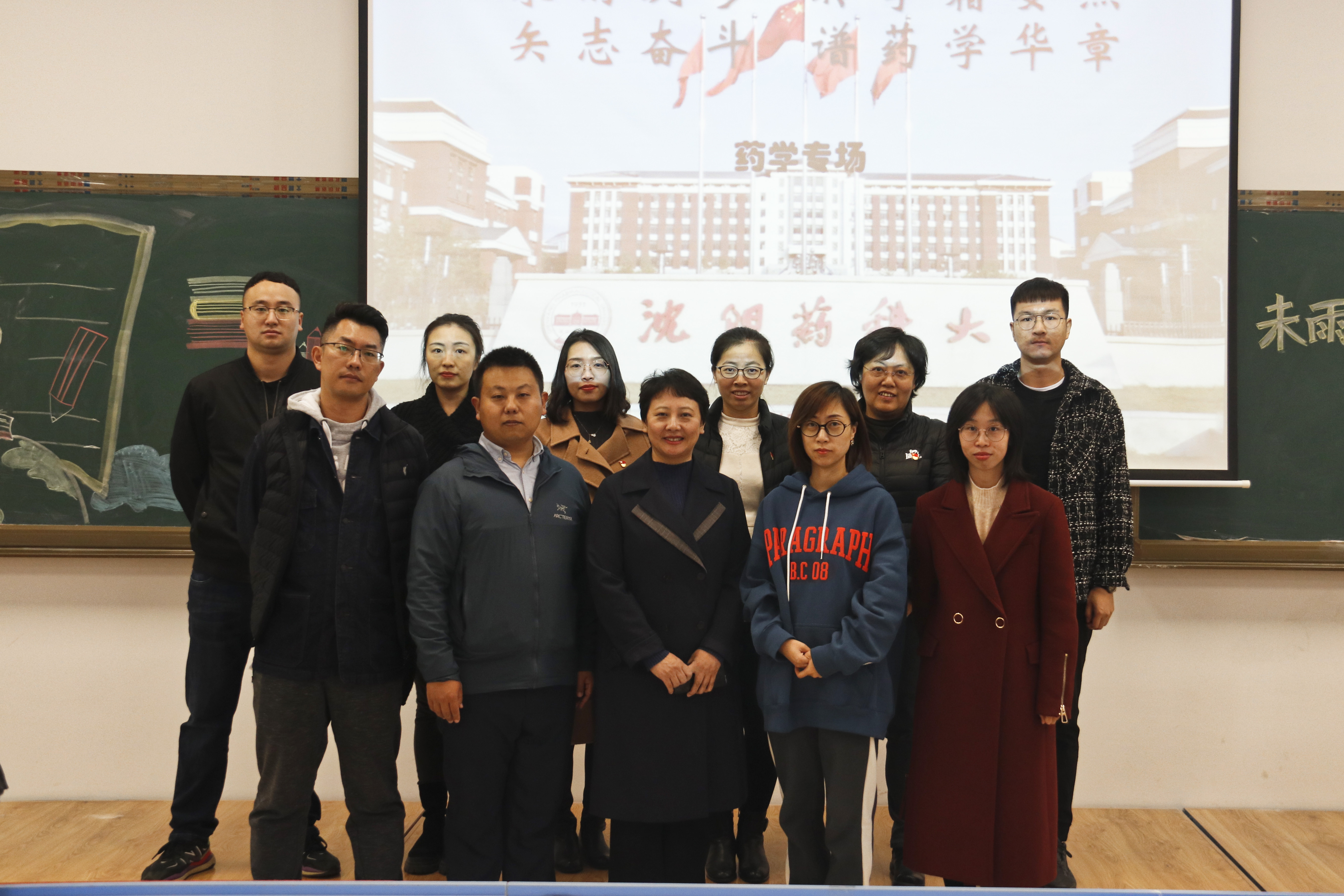 党员深入学院解决实际问题2