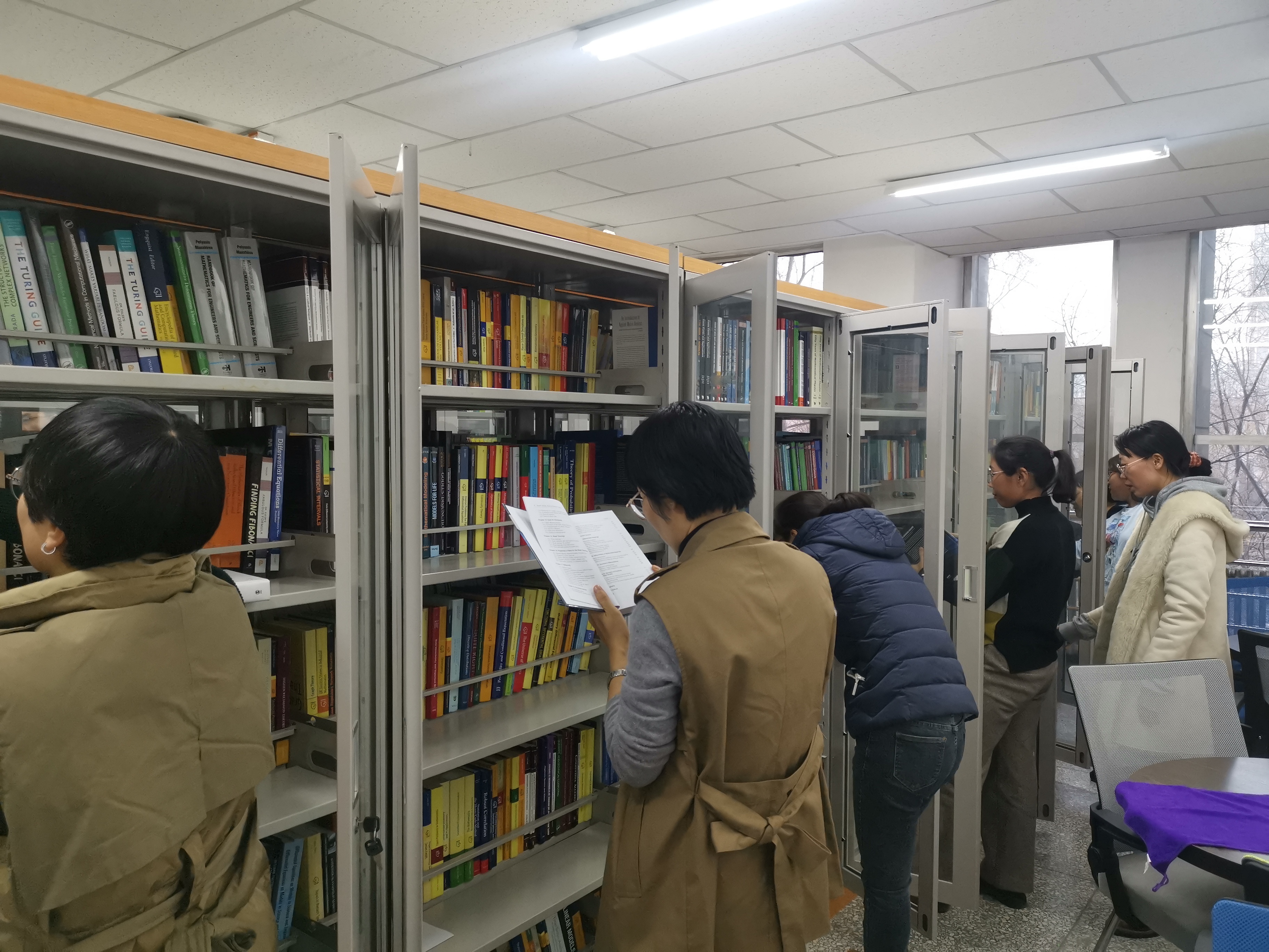 整理现场2.jpg