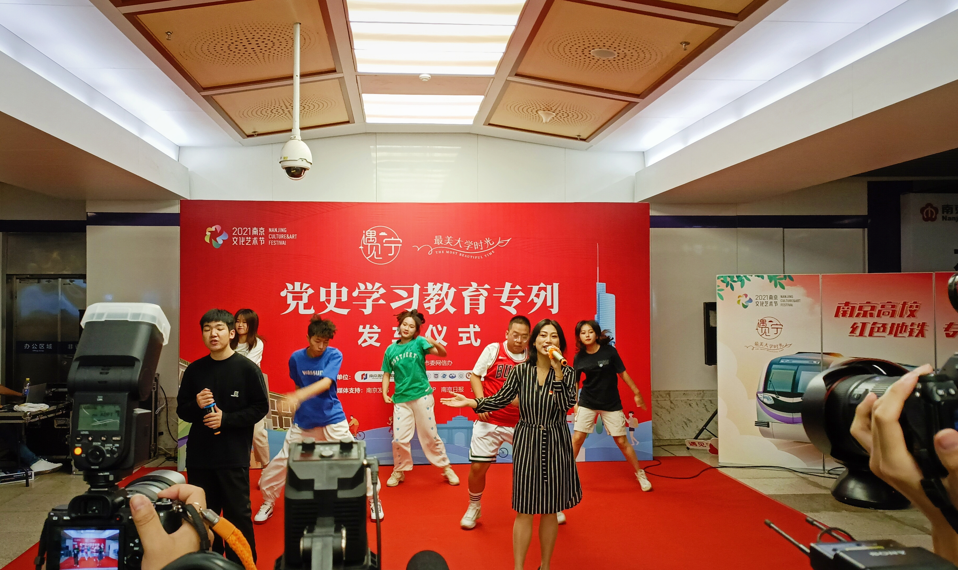 2活动现场.jpg