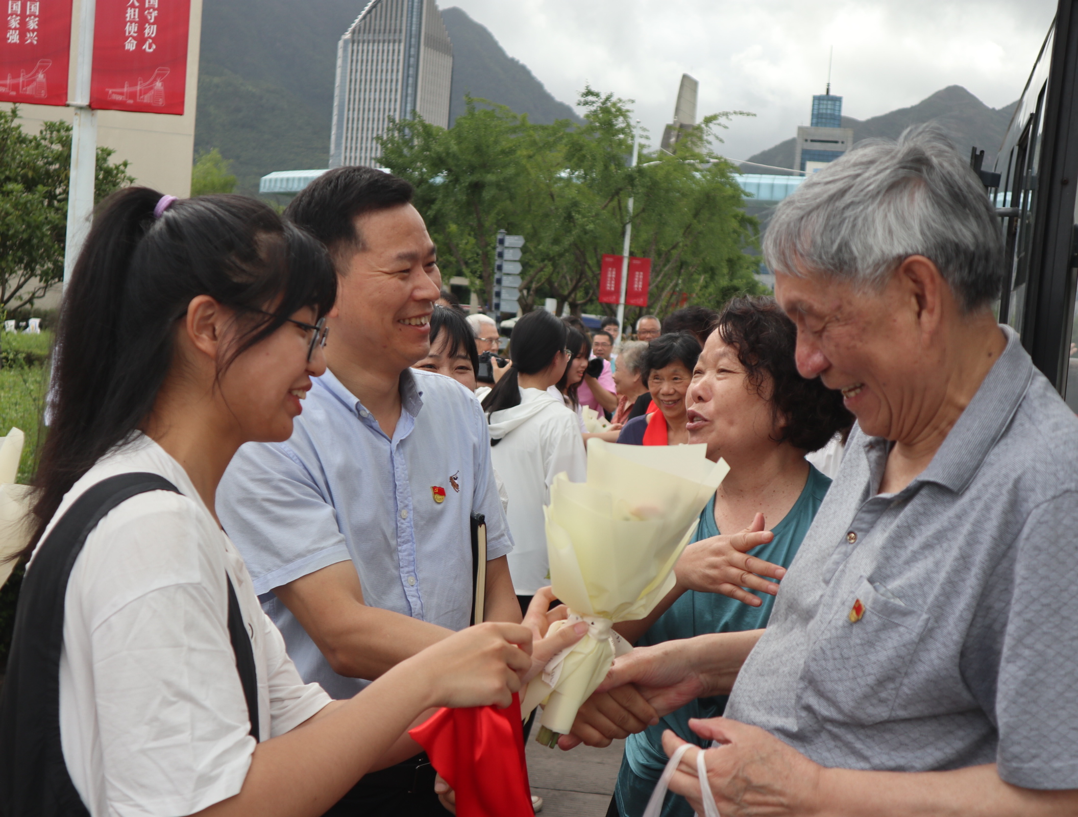 欢迎仪式1.jpg