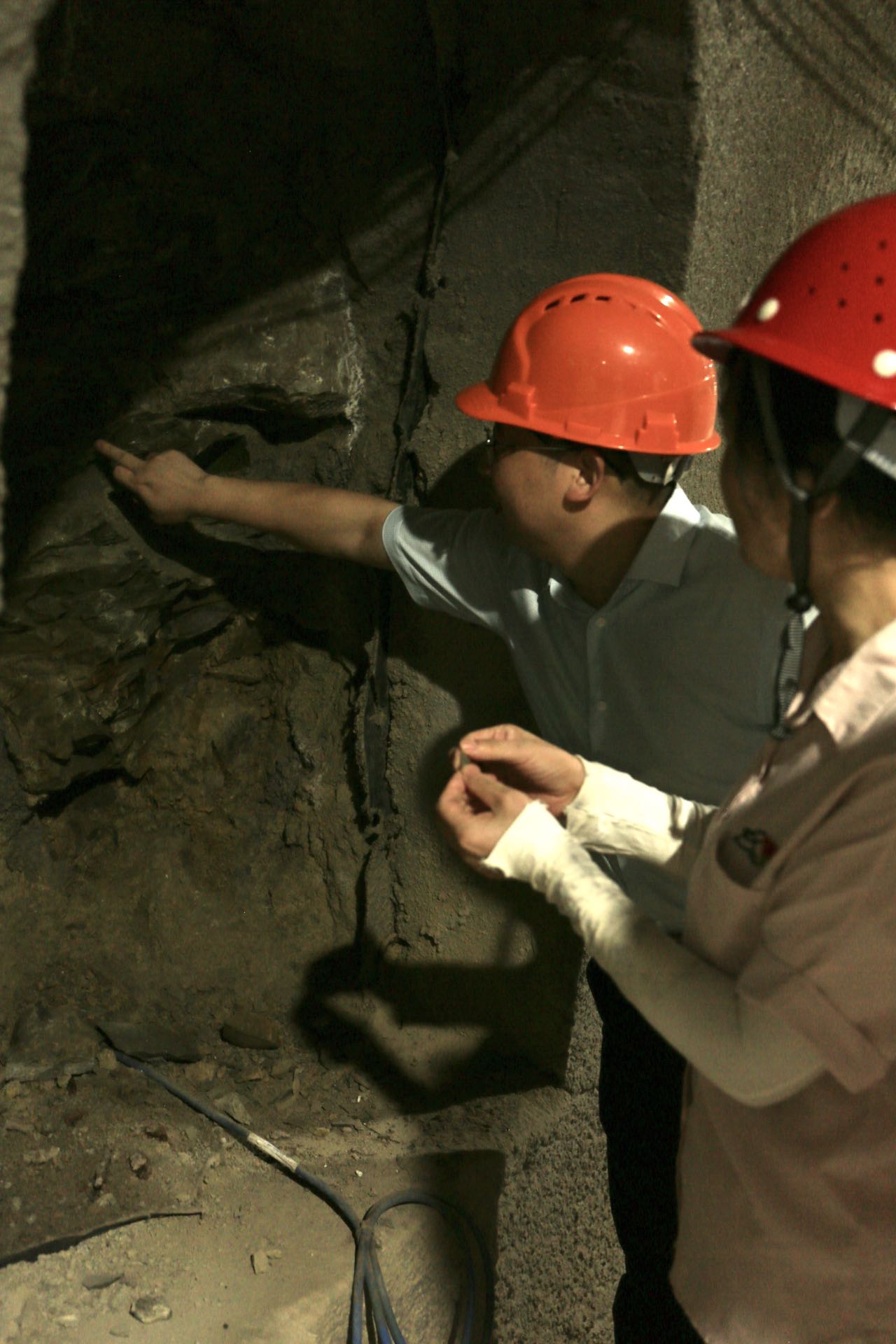 谢丛姣-掌子面取样