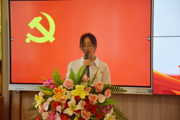 预备党员代表.png