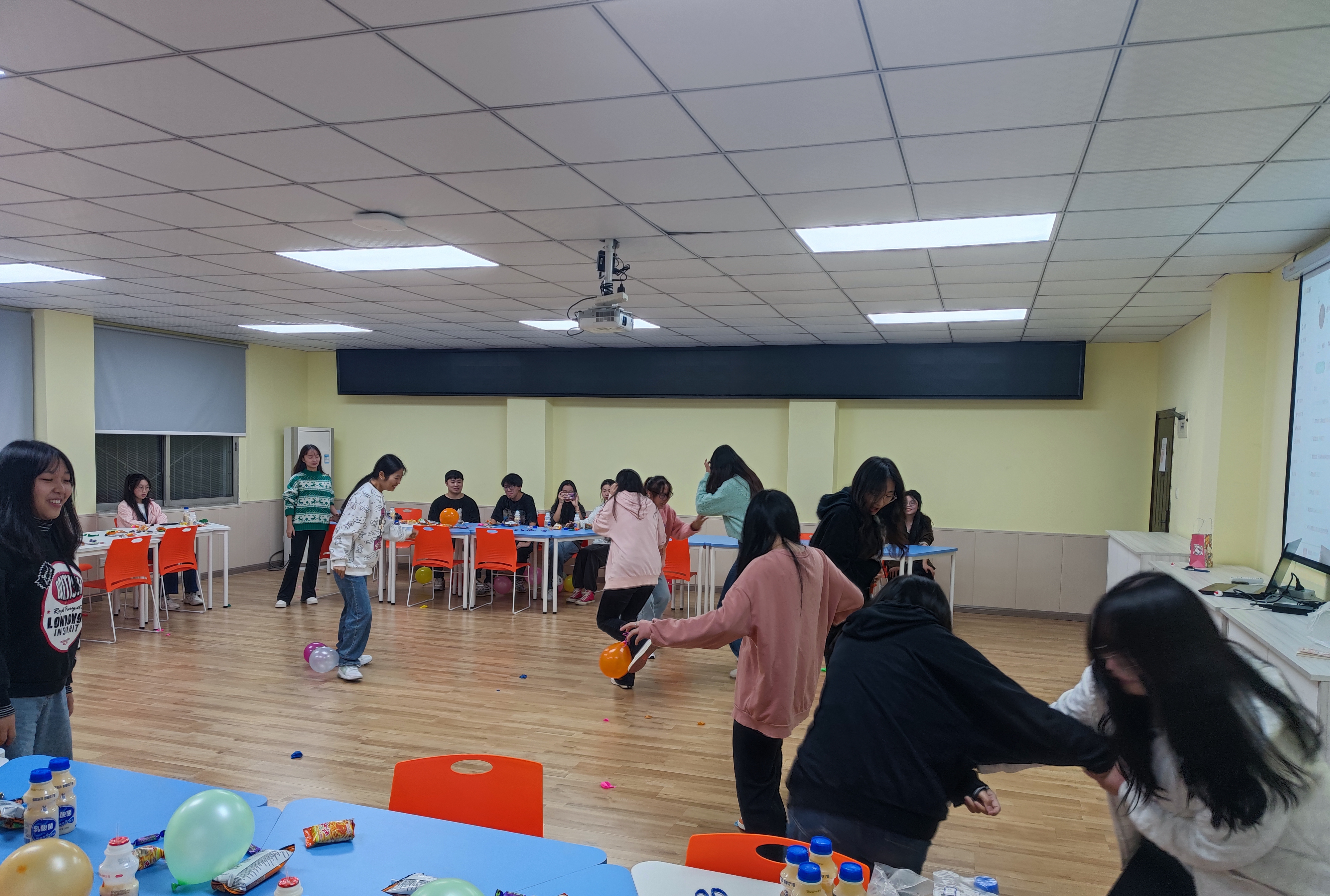 红心支教团举办”相约有你，缘聚支教团“活动照片（1）.jpg