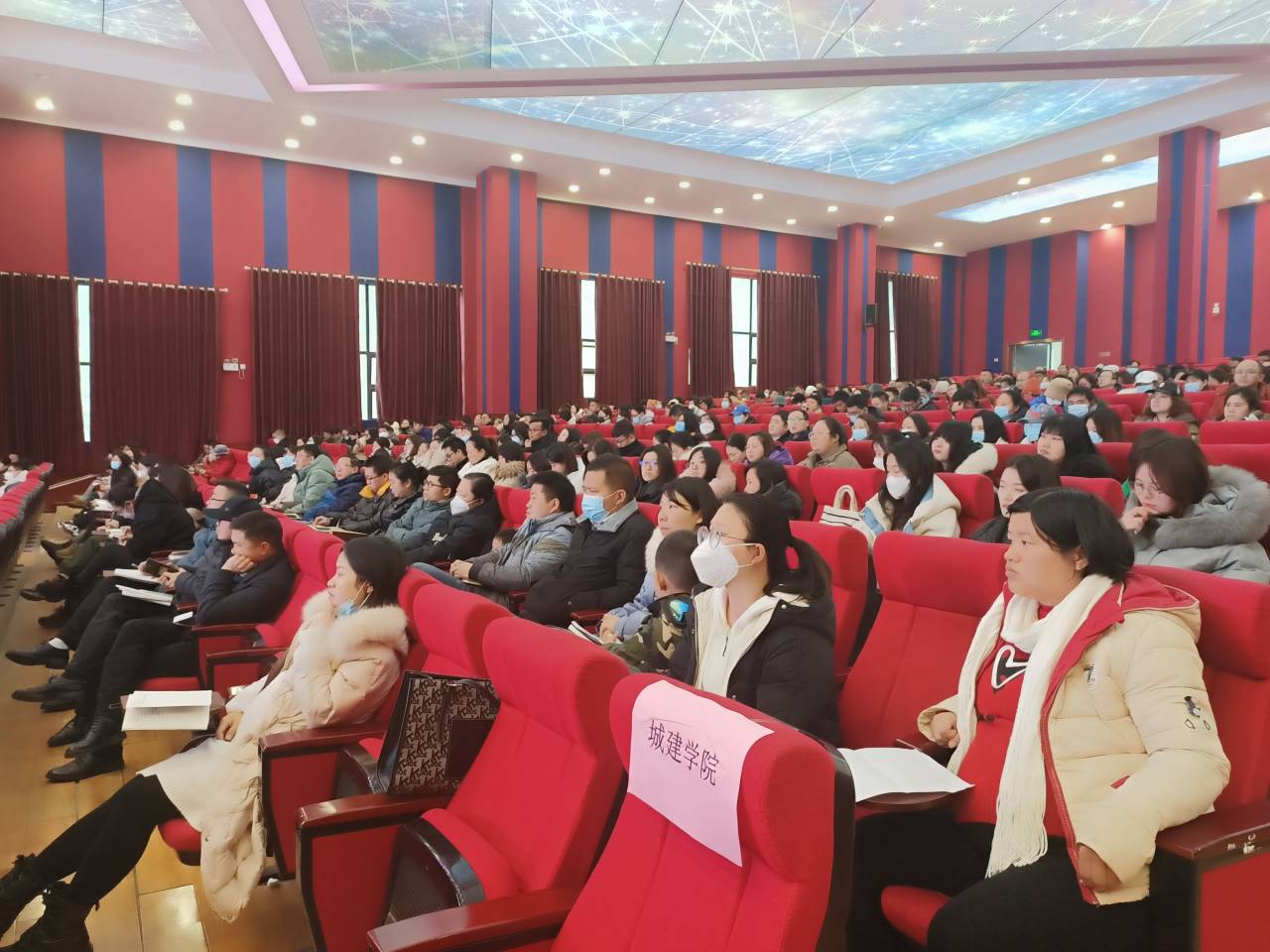 Cache_-607b8b96f996e3b0.jpg Cache_-607b8b96f996e3b0.jpg