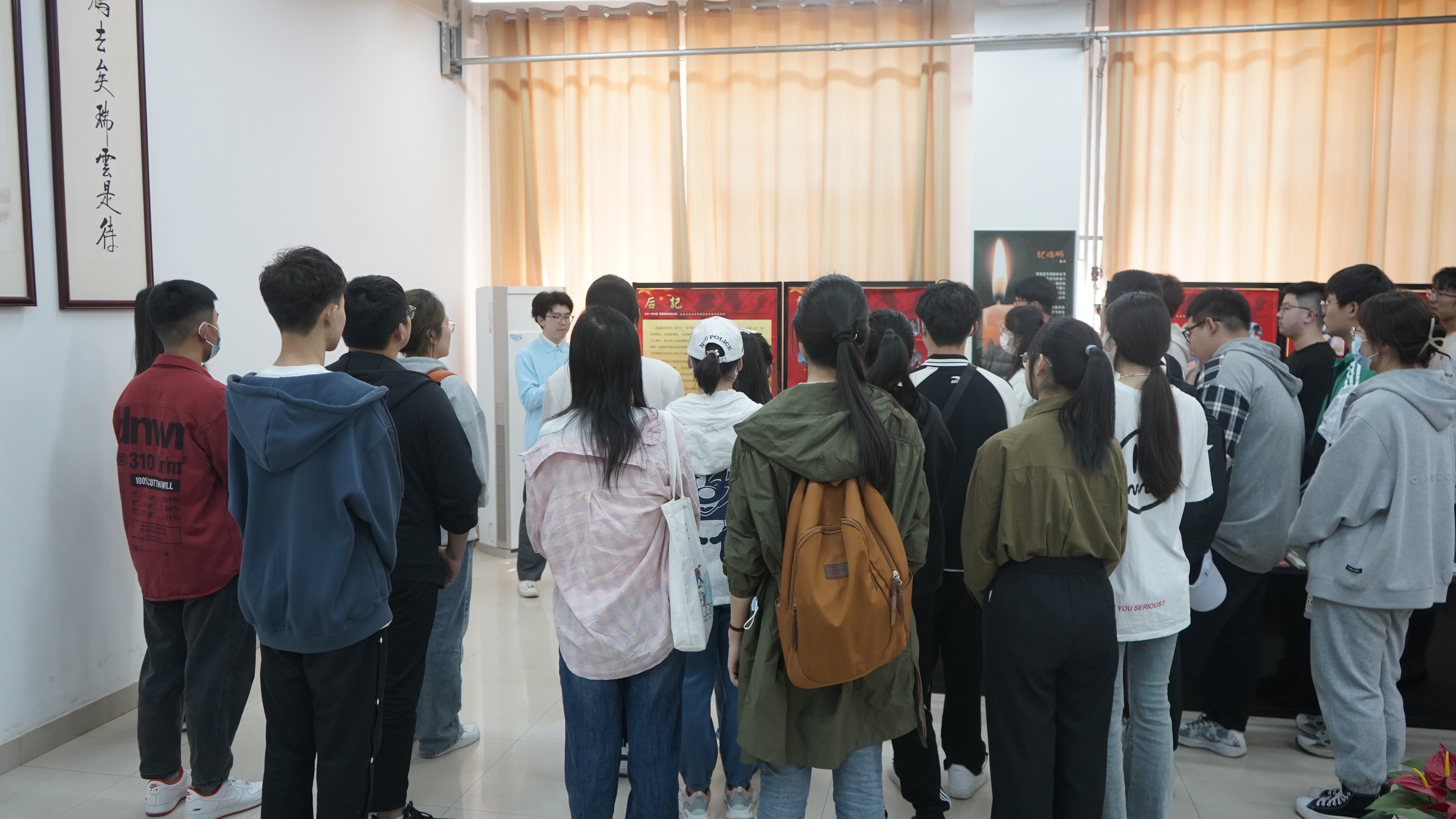 06学生第一党支部开展“学习雷锋精神，传承瑞鹏精神”主题党日活动