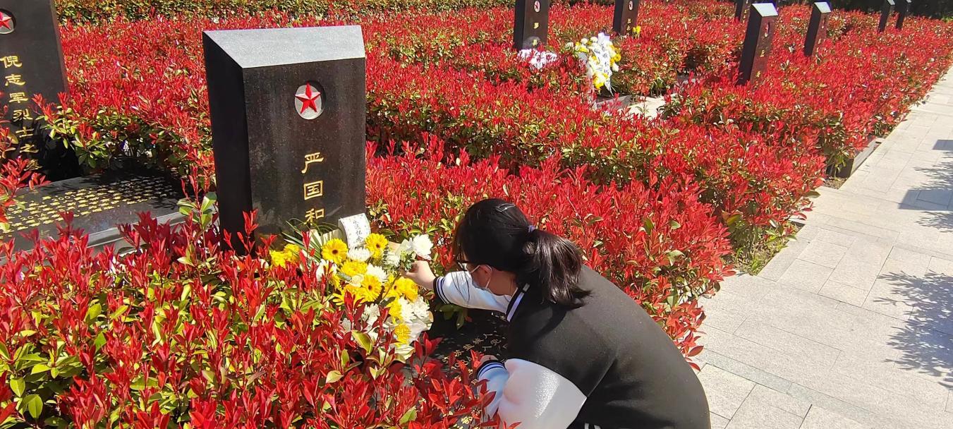 e047dc37-3c0c-4de5-b5b8-68aa1ce09962.jpg e047dc37-3c0c-4de5-b5b8-68aa1ce09962.jpg