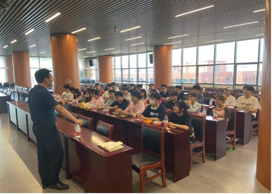 图片 1.jpg 图片 1.jpg