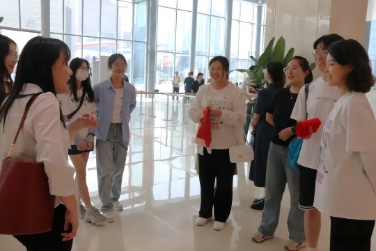 马克思主义学院学生第一、三党支部开展“传承燕赵红色基因 争做青年党员先锋”主题党日活动6.jpg