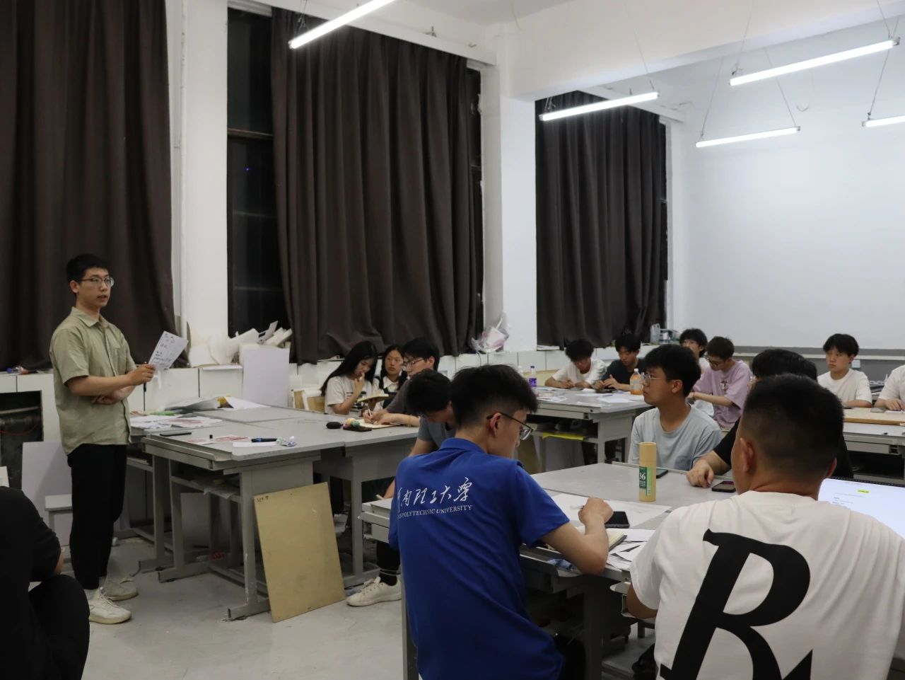 微信图片_20230710171901.jpg 微信图片_20230710171901.jpg