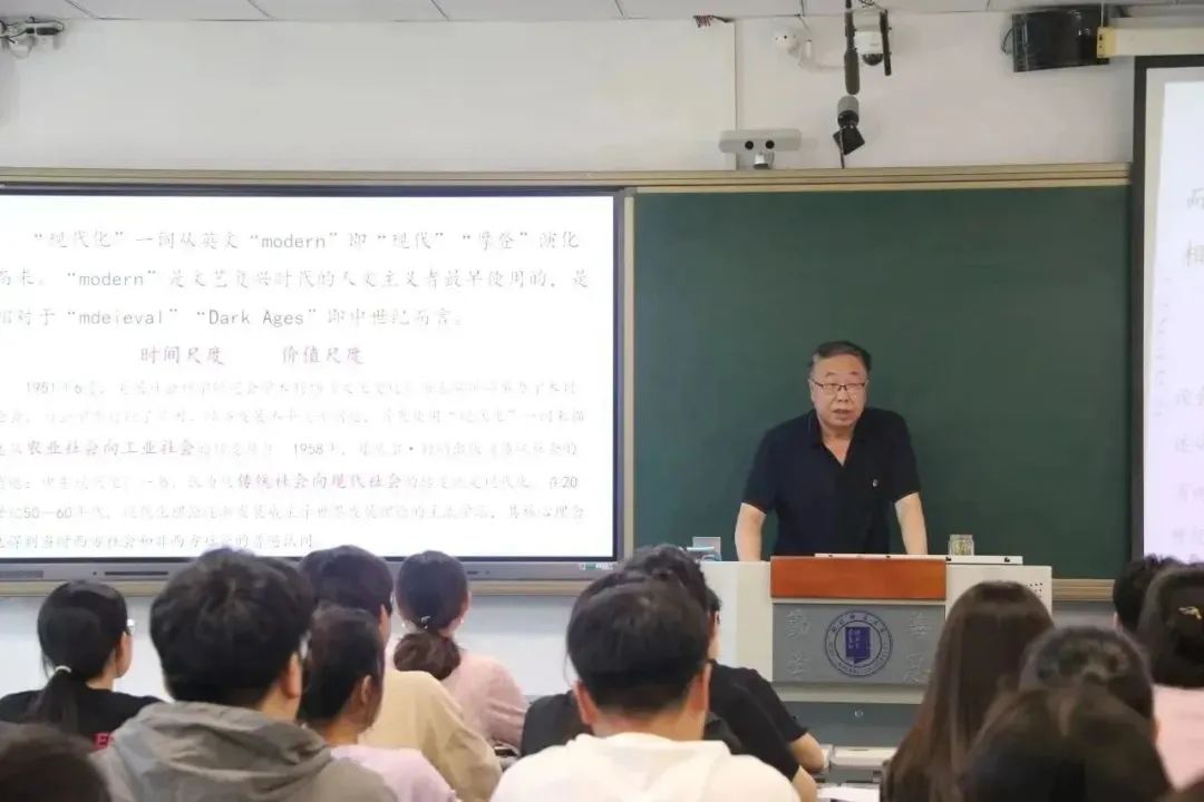 马克思主义学院与生命科学学院联合开展“迎七一·忆初心·强党性”主题党日活动2.jpg