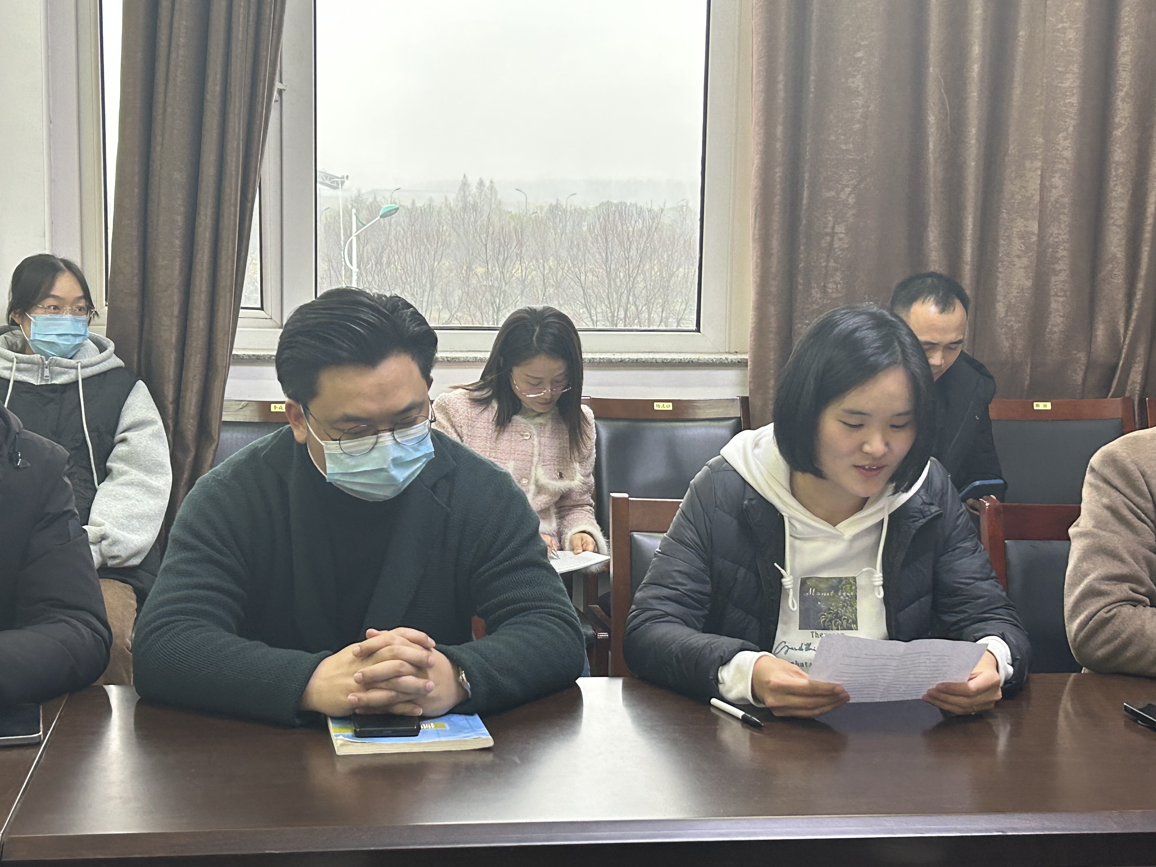2023.03.22教工党支部集中学习《坚持和发展中国特色社会主义要一以贯之》2.png