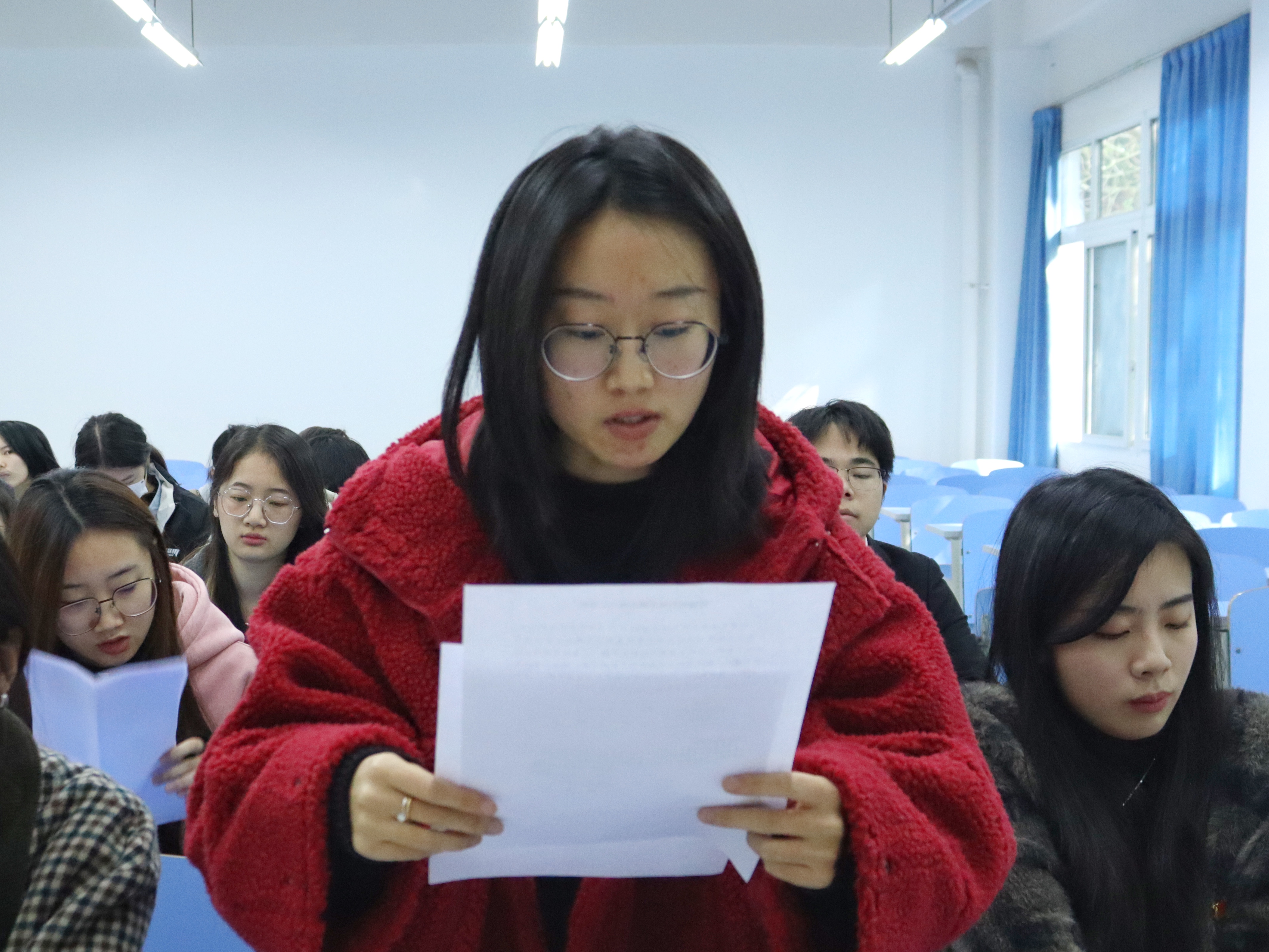 支部代表发言1.JPG