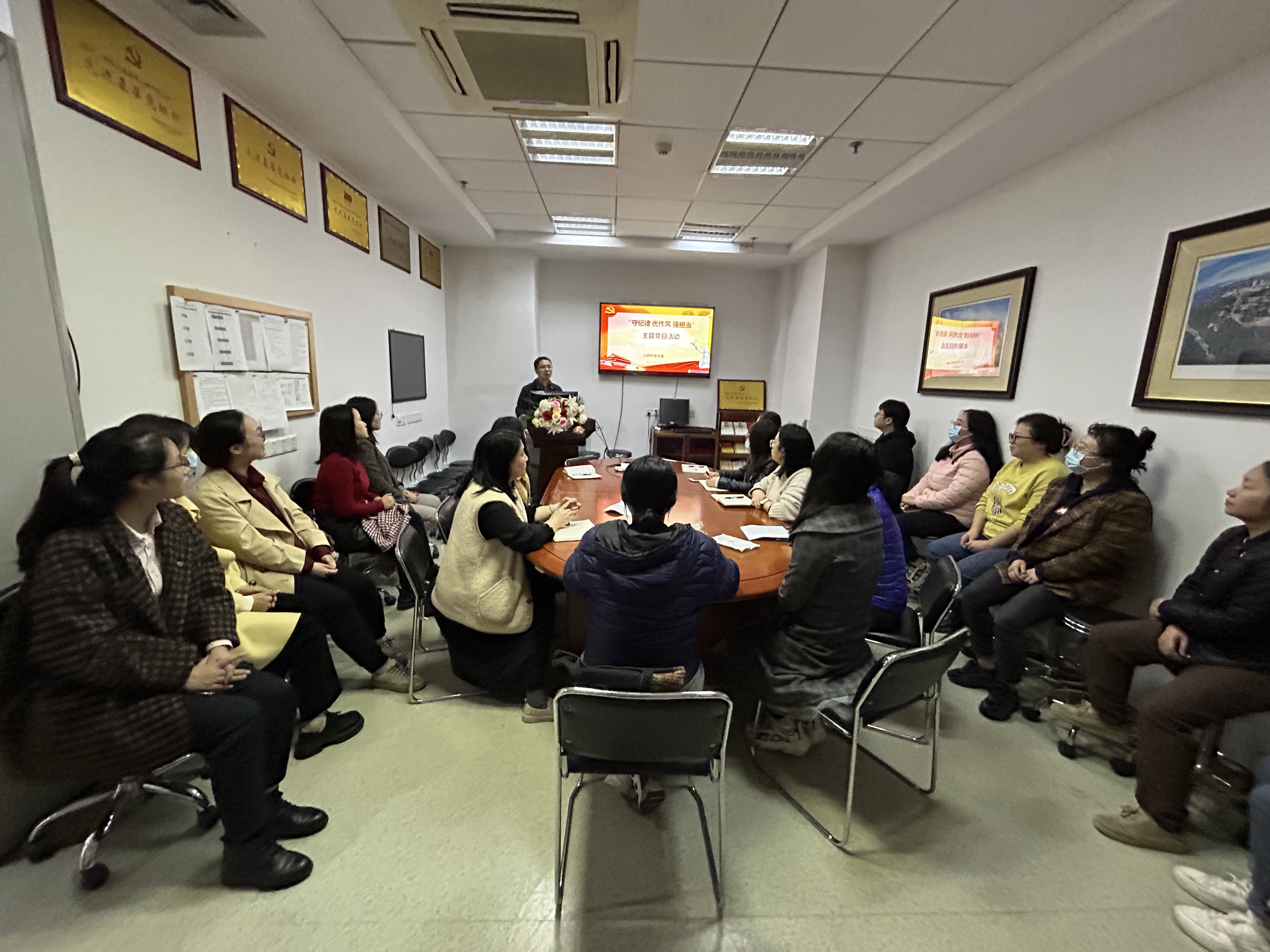 066ea5bfa1dfd053c6359980f438ffb.jpg 066ea5bfa1dfd053c6359980f438ffb.jpg