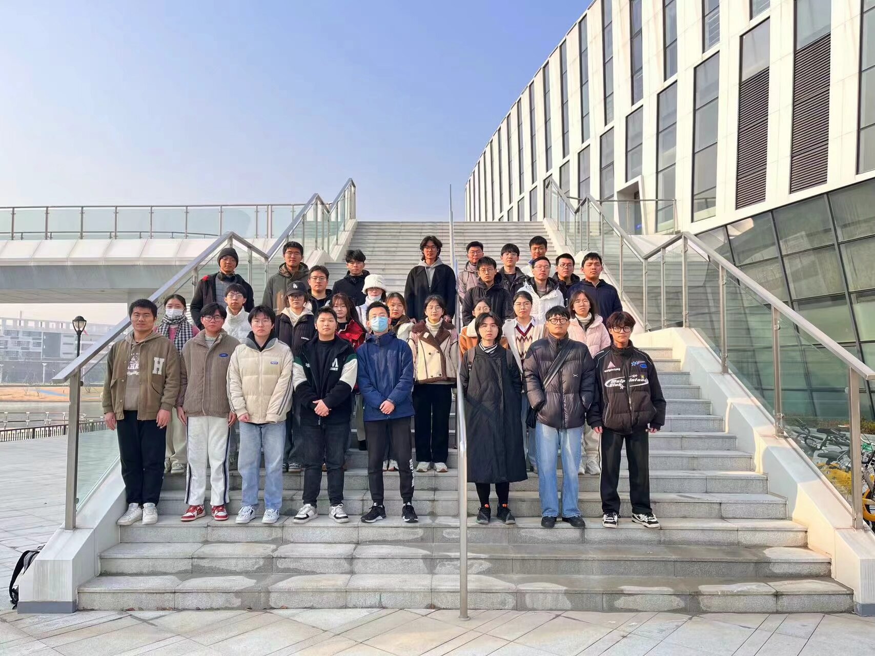 1 支部党员合照.jpeg 1 支部党员合照.jpeg