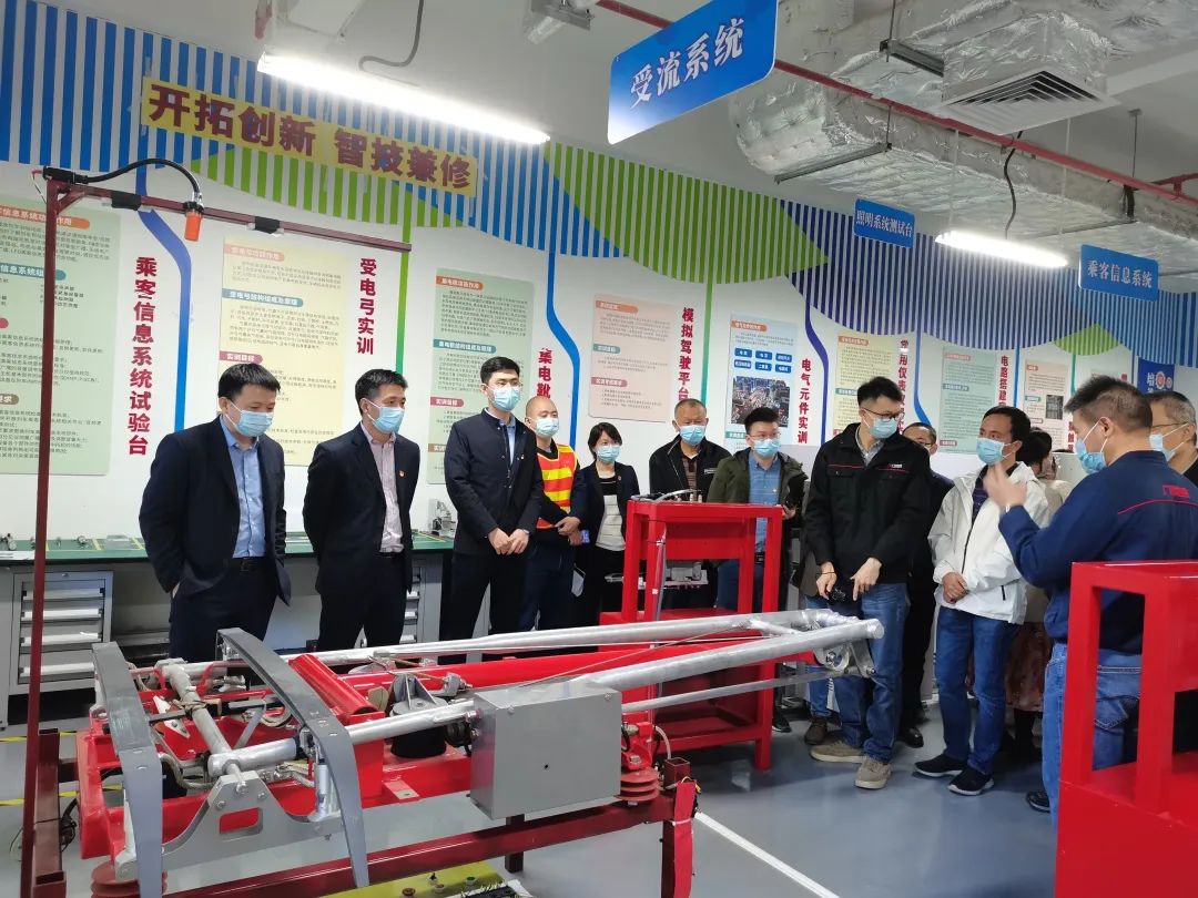 车辆党支部在广州地铁“全明工作室”考察学习车辆党支部在广州地铁“全明工作室”考察学习.jpg