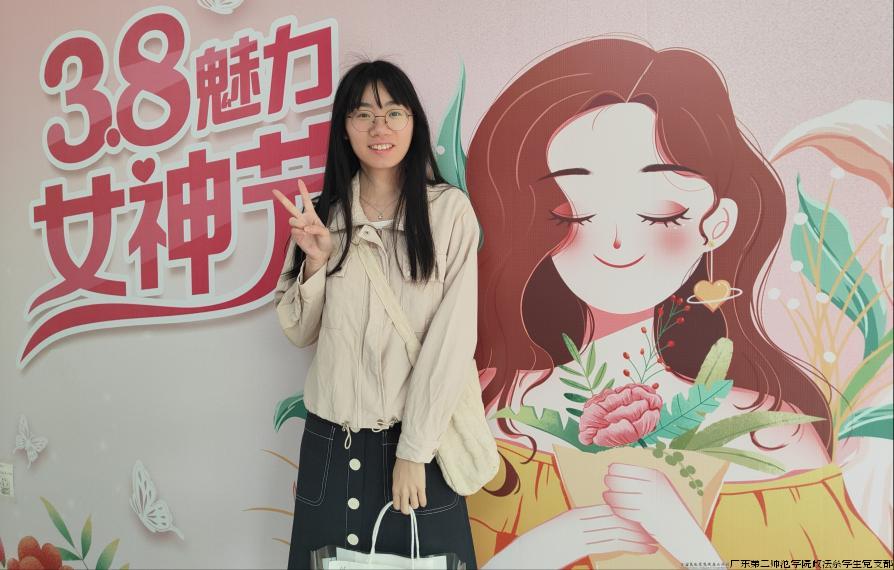 刘.jpg