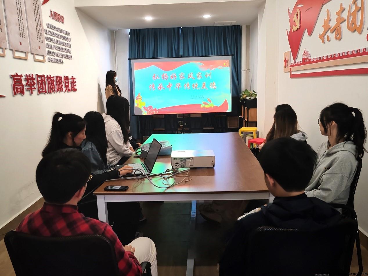 宣讲会.jpg