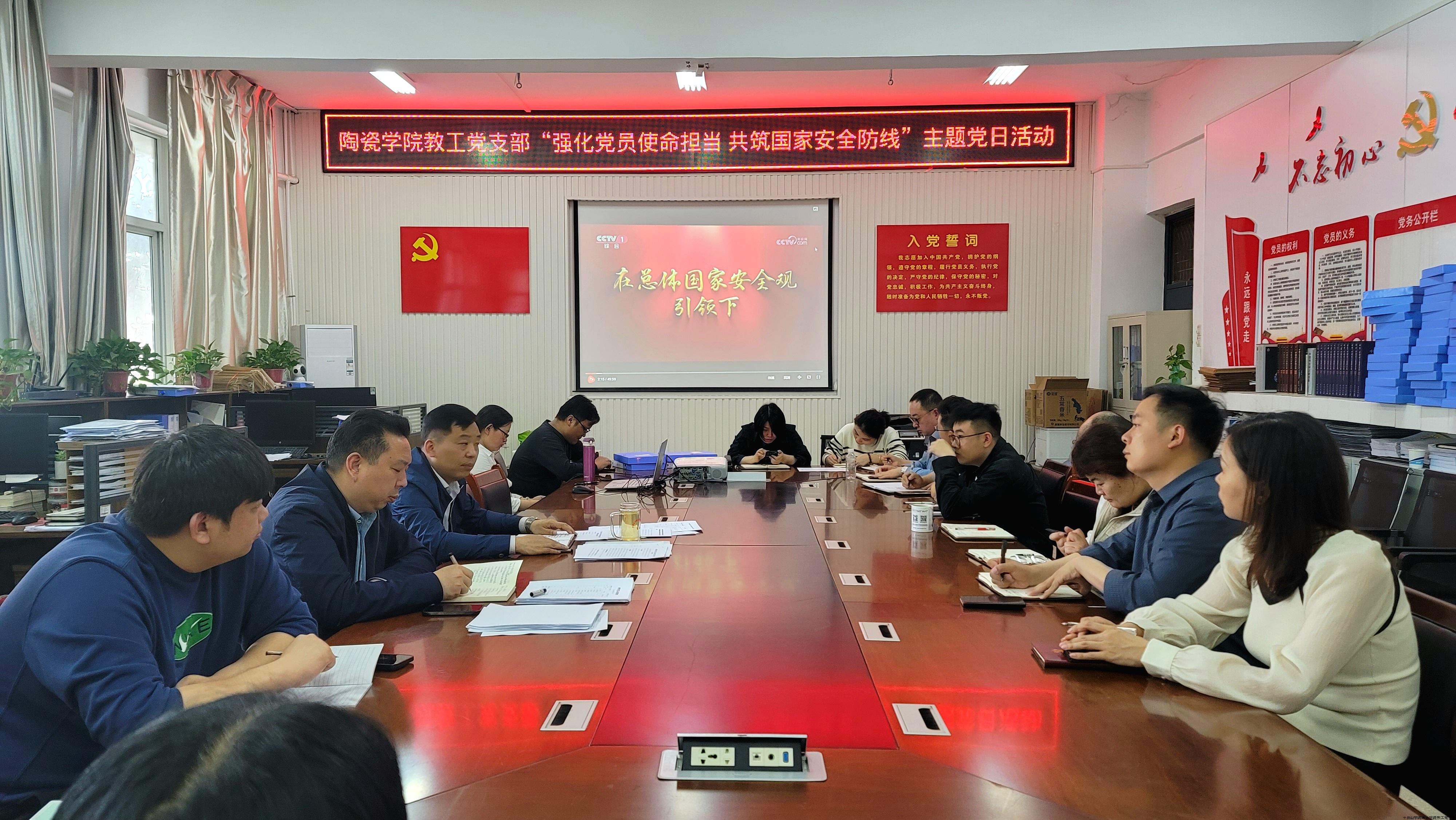 0f68568fe26aab13676ef05df45f34e.jpg 0f68568fe26aab13676ef05df45f34e.jpg