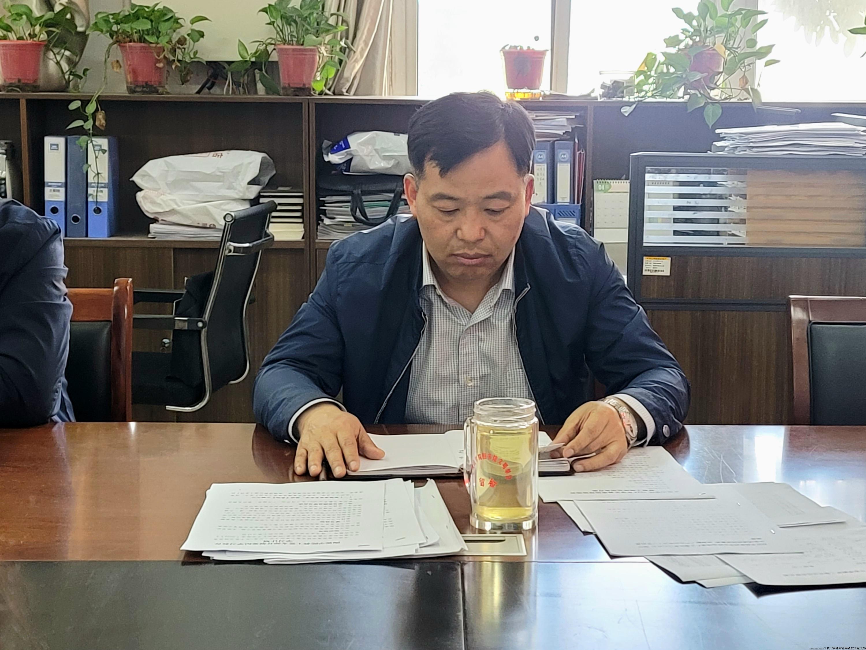 4d9e98c55330be89278d077a1f5935a.jpg 4d9e98c55330be89278d077a1f5935a.jpg