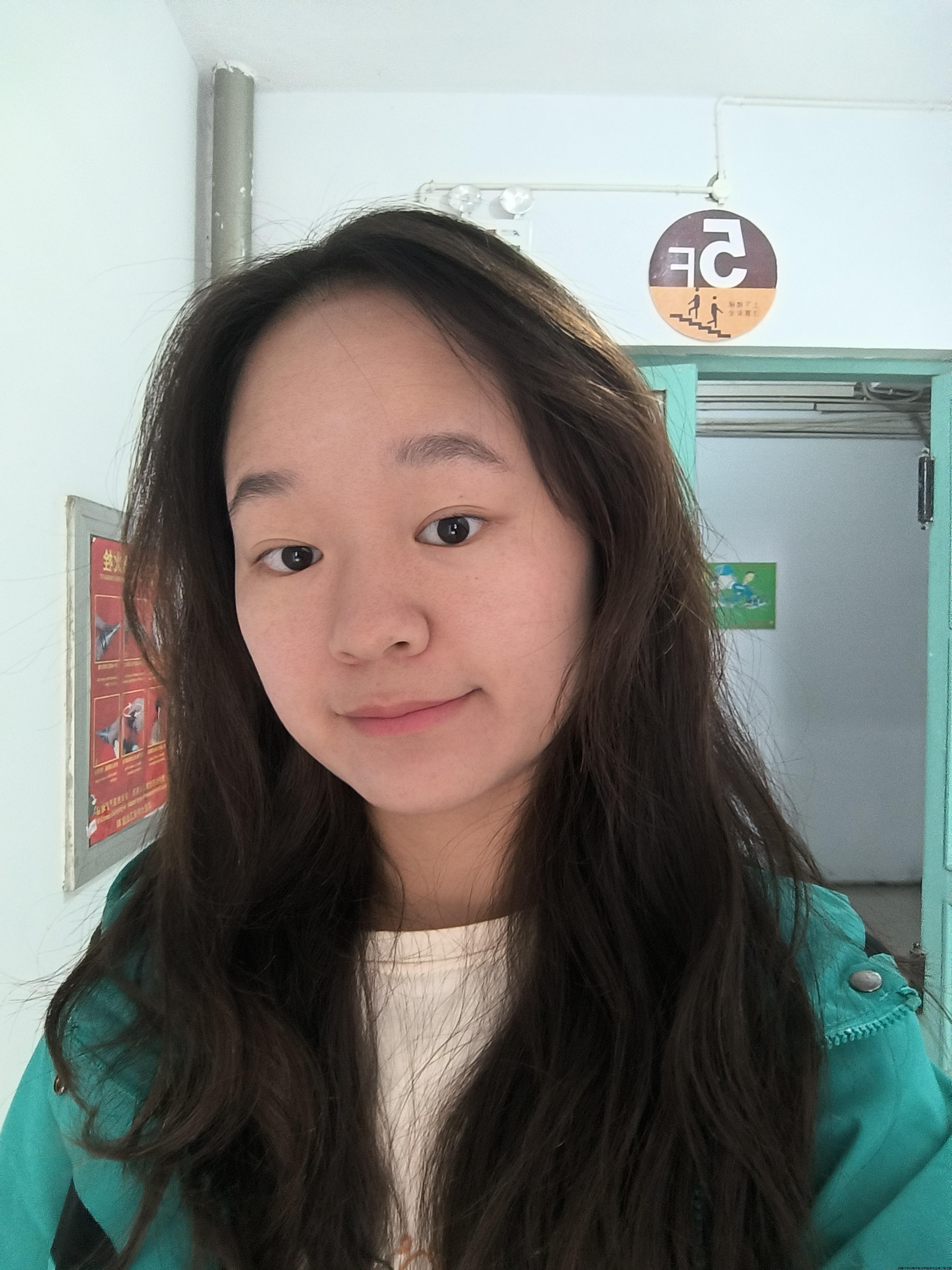 付灿芳照片.jpg