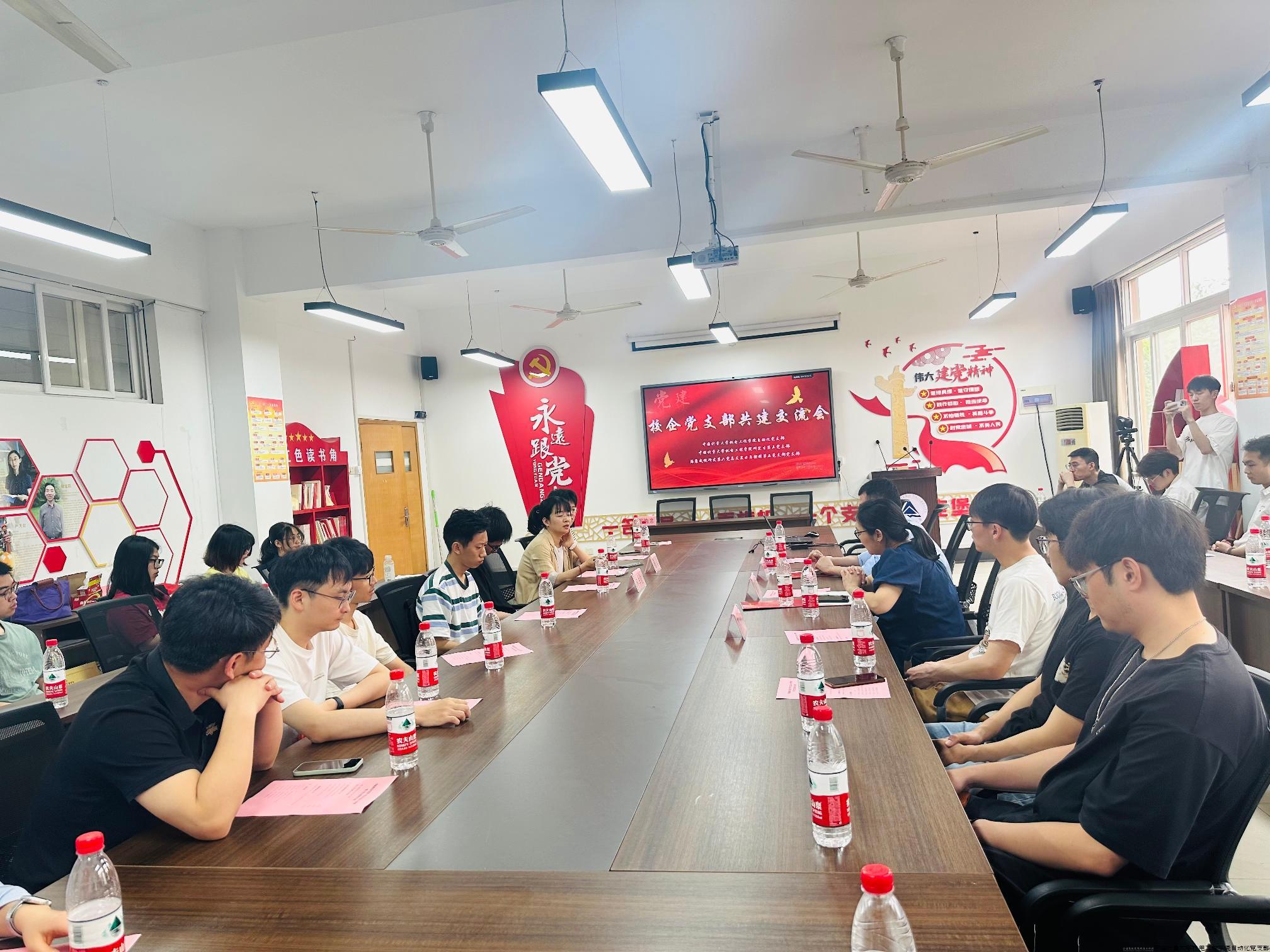 fd267568-6ac2-4cc1-bf5e-53f7804ff821.jpg fd267568-6ac2-4cc1-bf5e-53f7804ff821.jpg