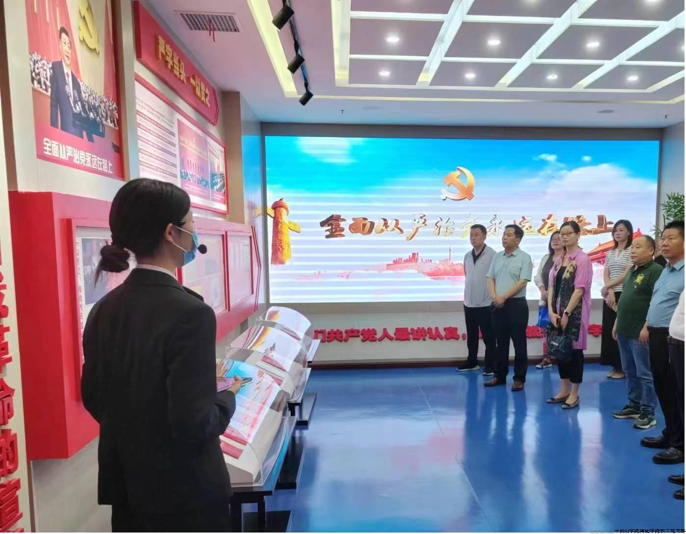 图片2.jpg 图片2.jpg