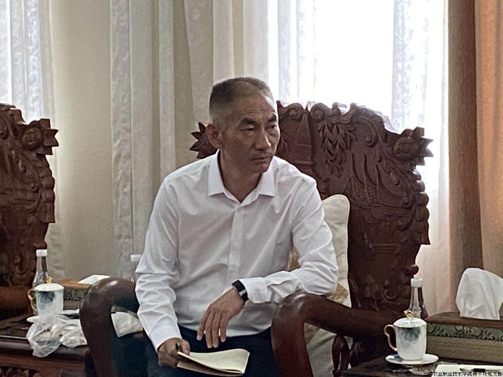 种牛场刘绍贵介绍情况.jpg