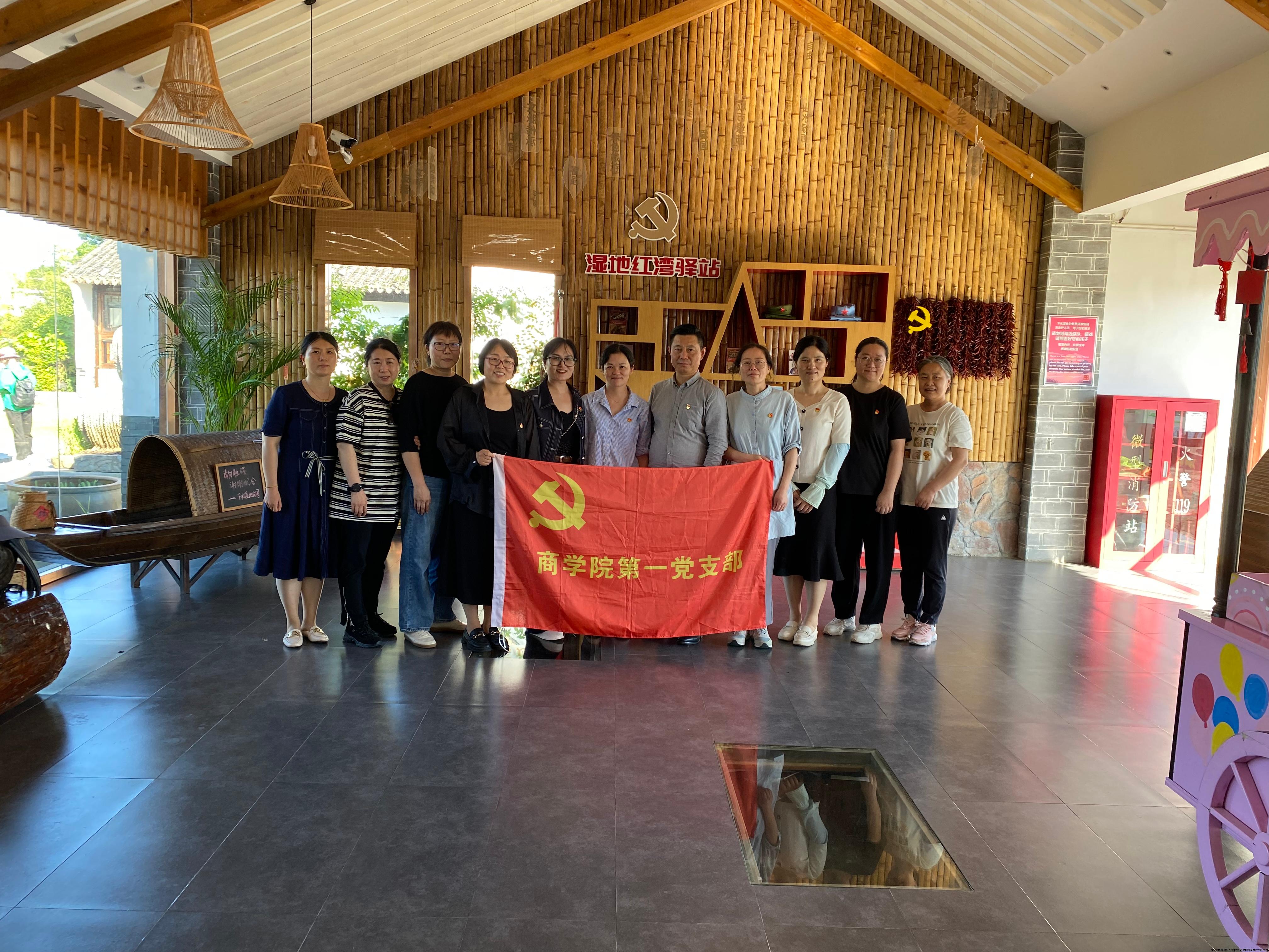 东钱湖.JPG