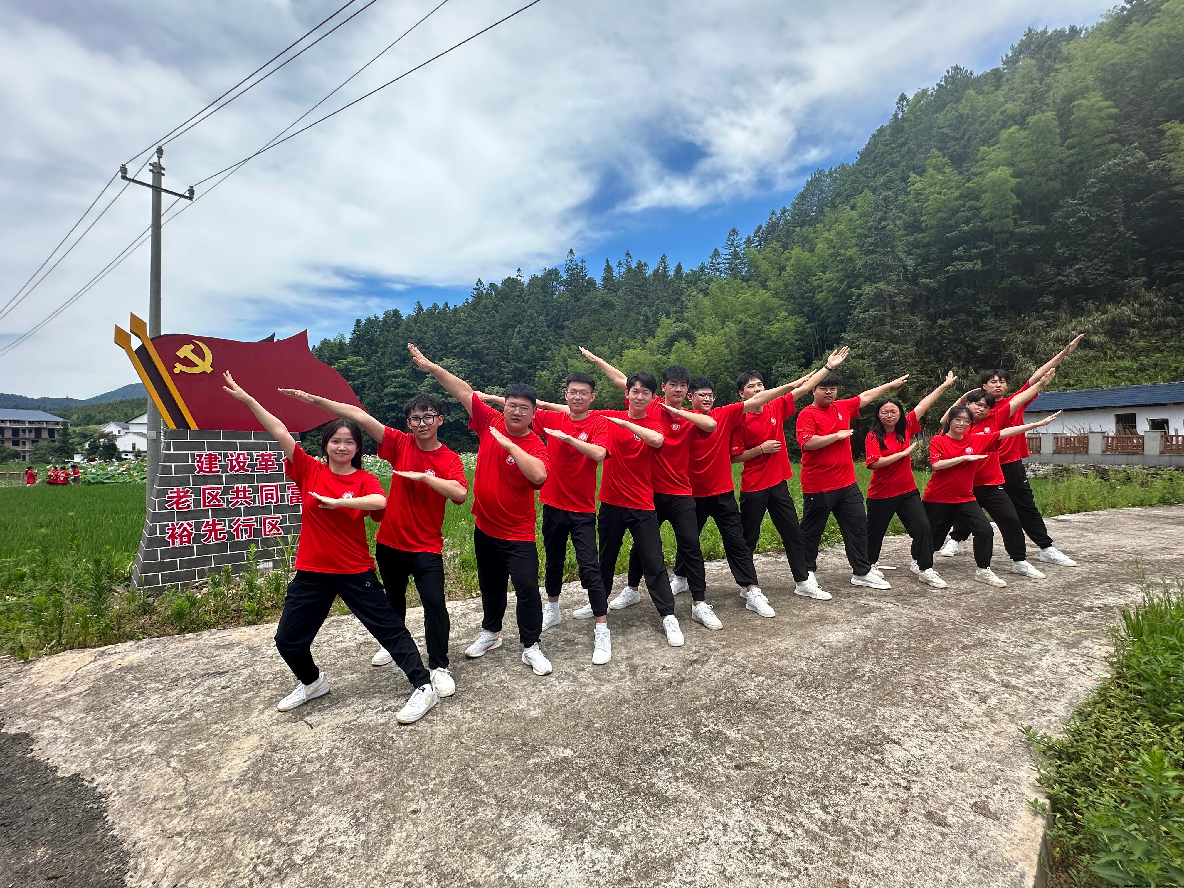 配图19.JPG