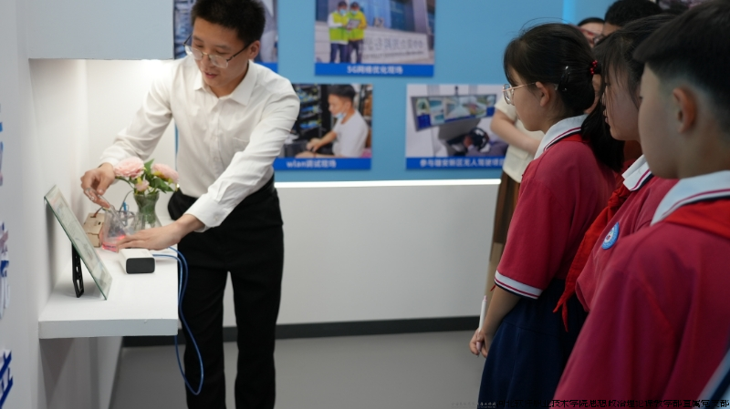 图片2.png 图片2.png