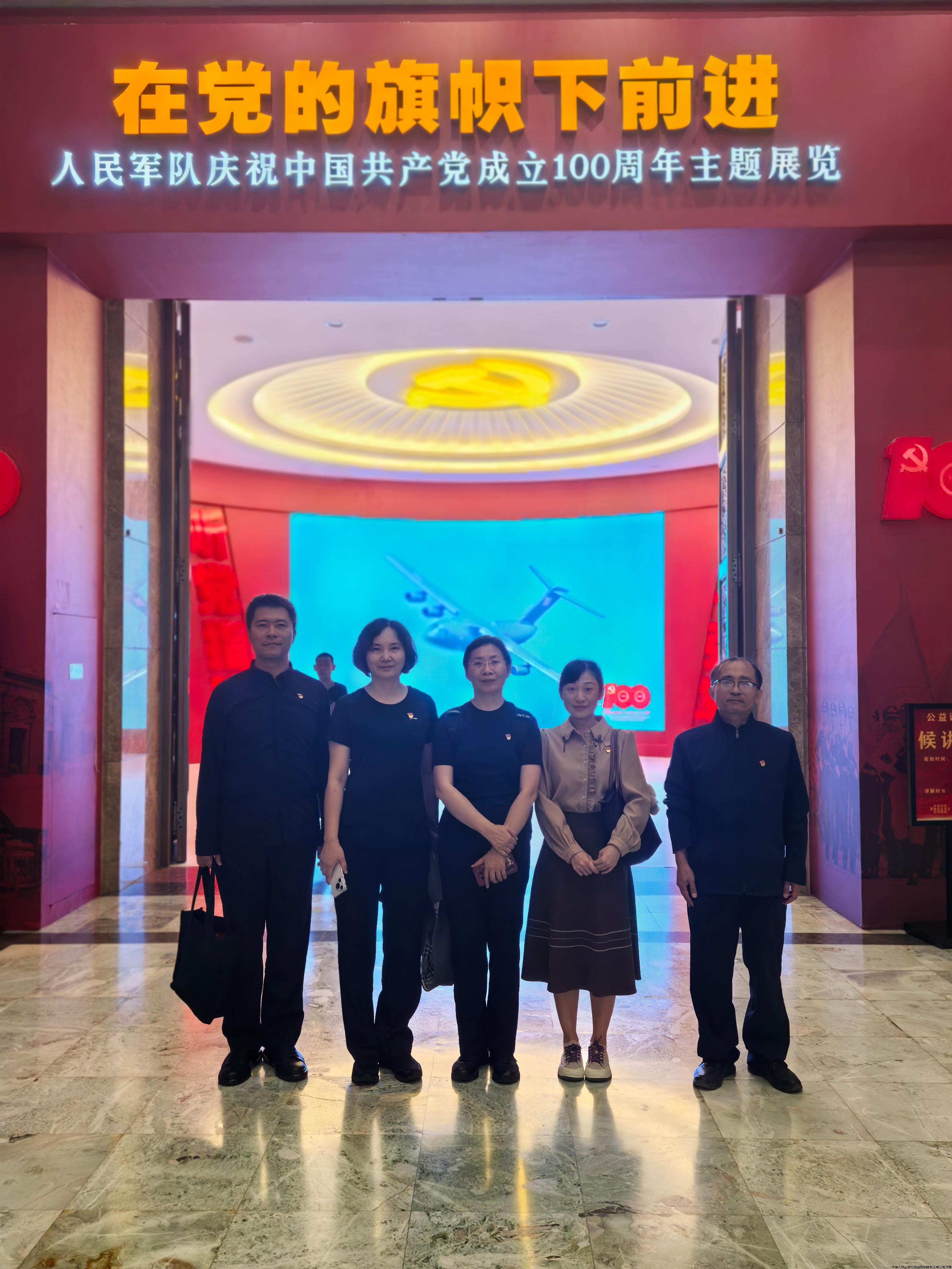 76d81018509dfb580f232df70e2d9e4.jpg 76d81018509dfb580f232df70e2d9e4.jpg