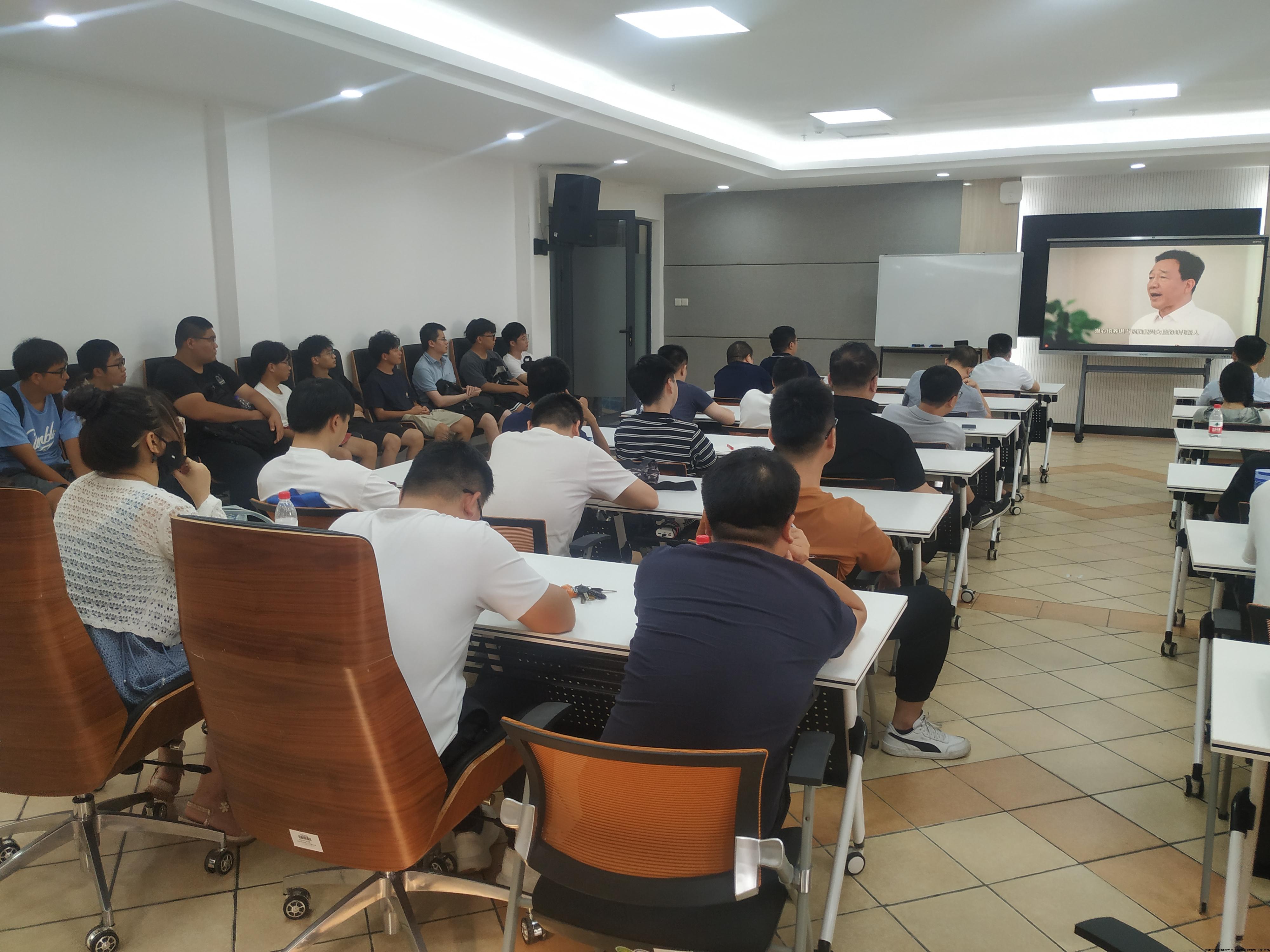 教育2.jpg 教育2.jpg