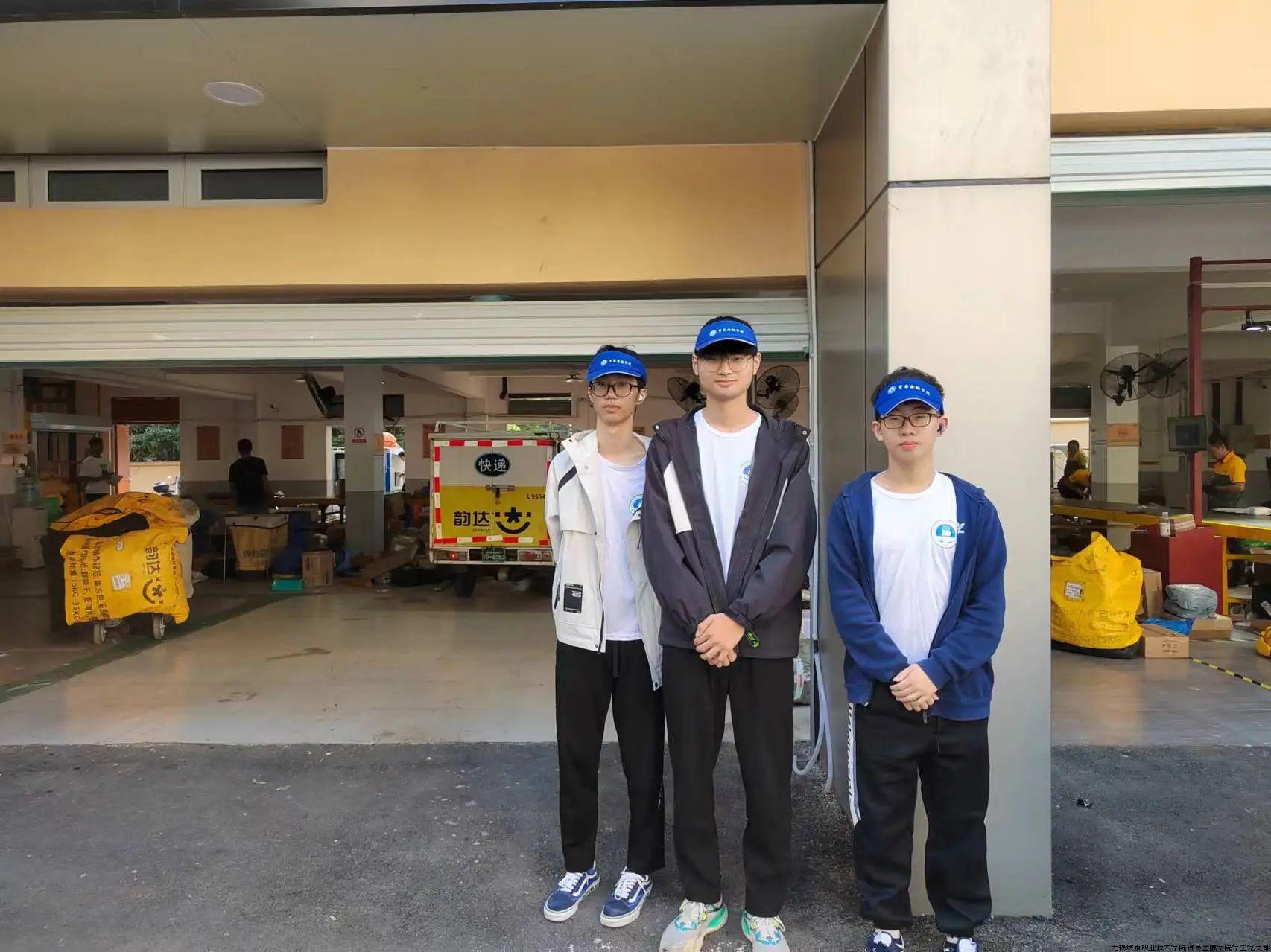 2.jpg