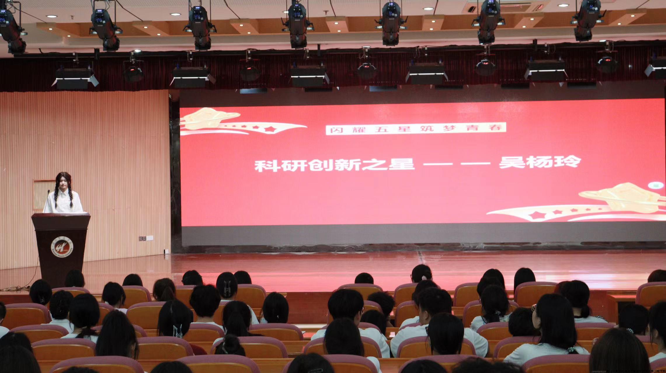 活动照片(7).jpg 活动照片(7).jpg