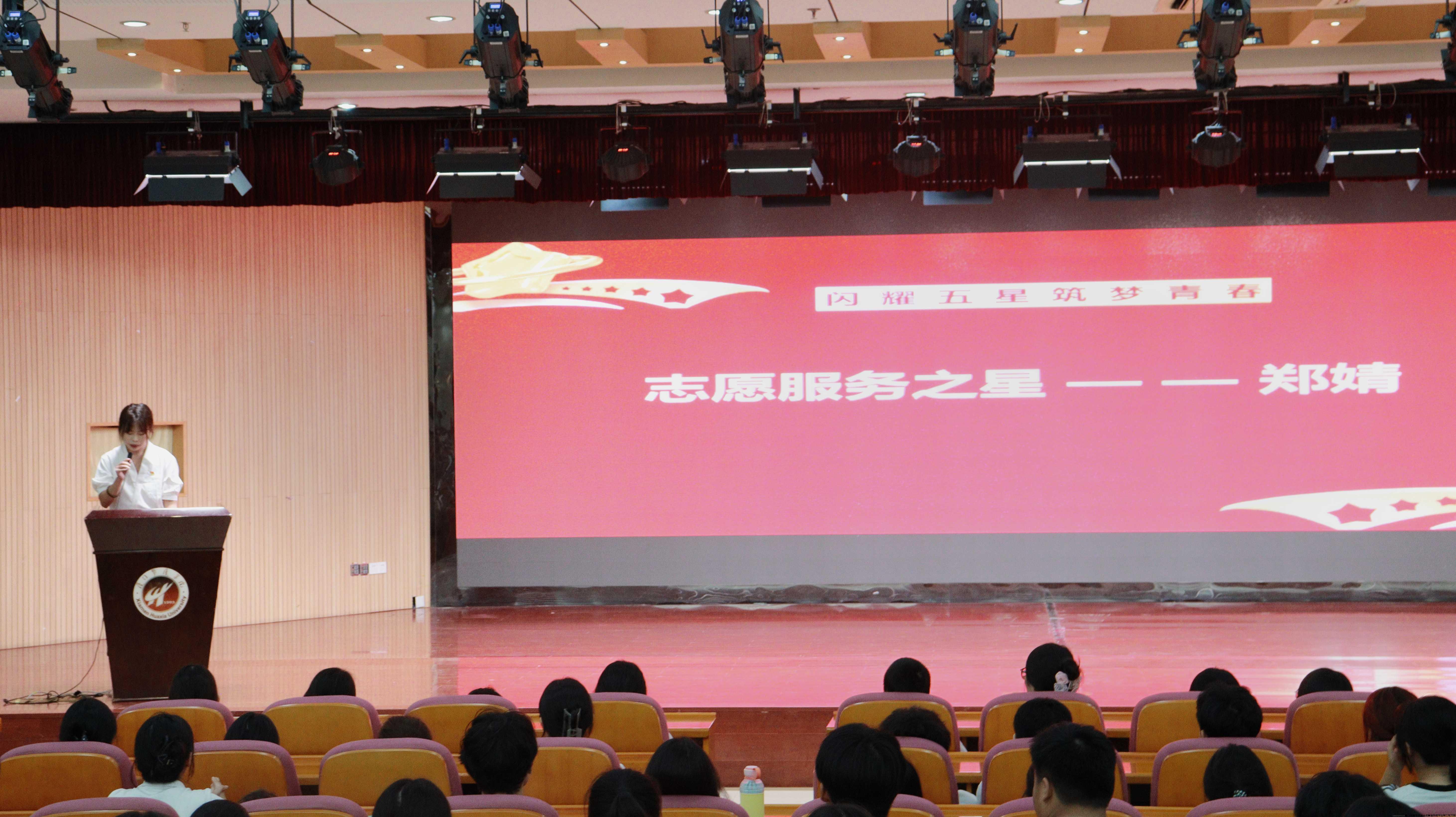 活动照片(8).jpg 活动照片(8).jpg