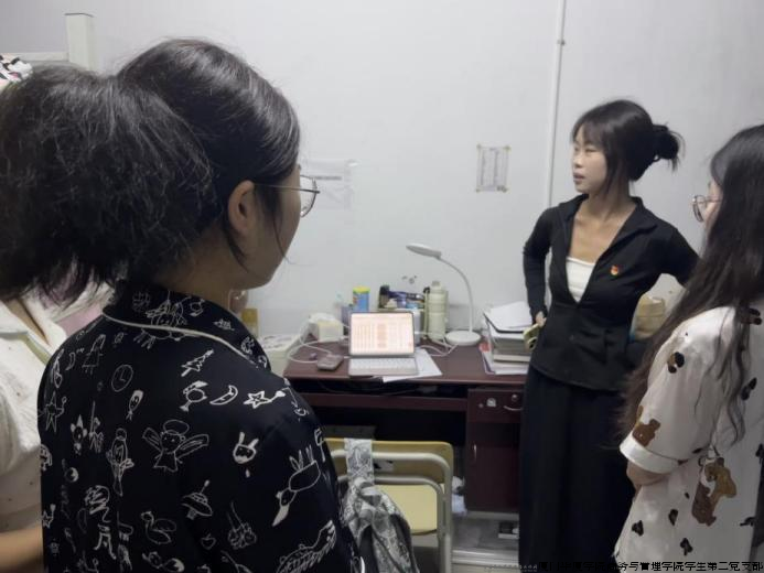 活动照片 (15).png